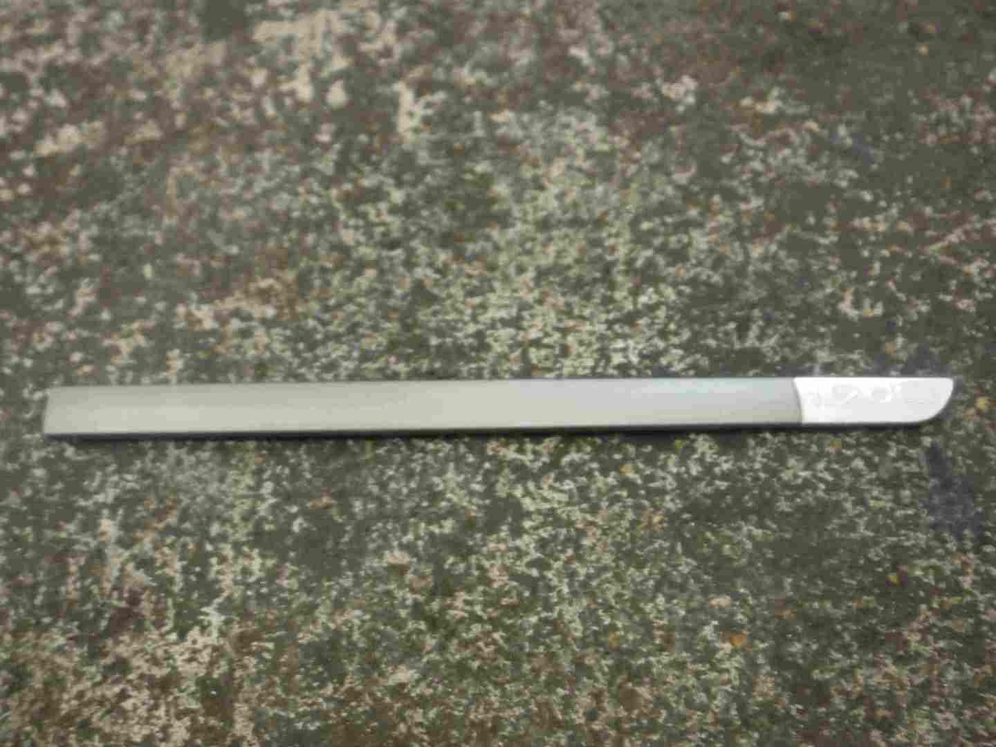 Renault Scenic 2003-2009 1.9 dCi Drivers OSF Front Door Moulding Trim 8200136734