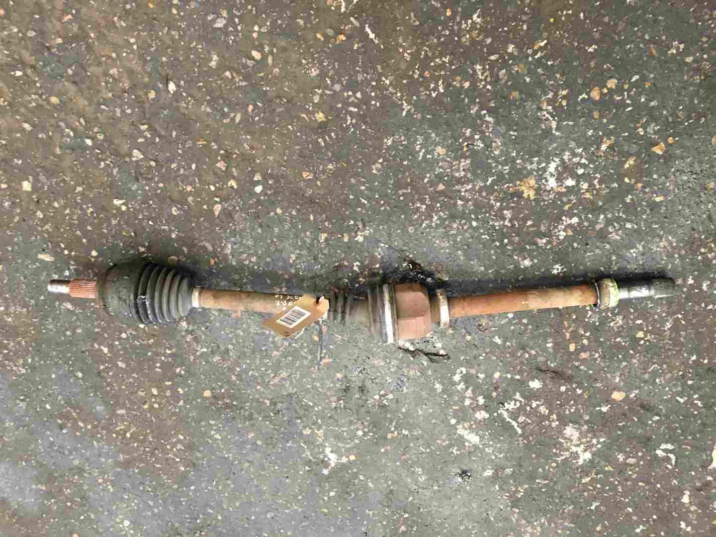 Renault Scenic 2003-2009 2.0 DCi Drivers OSF Front Driveshaft M9R 700