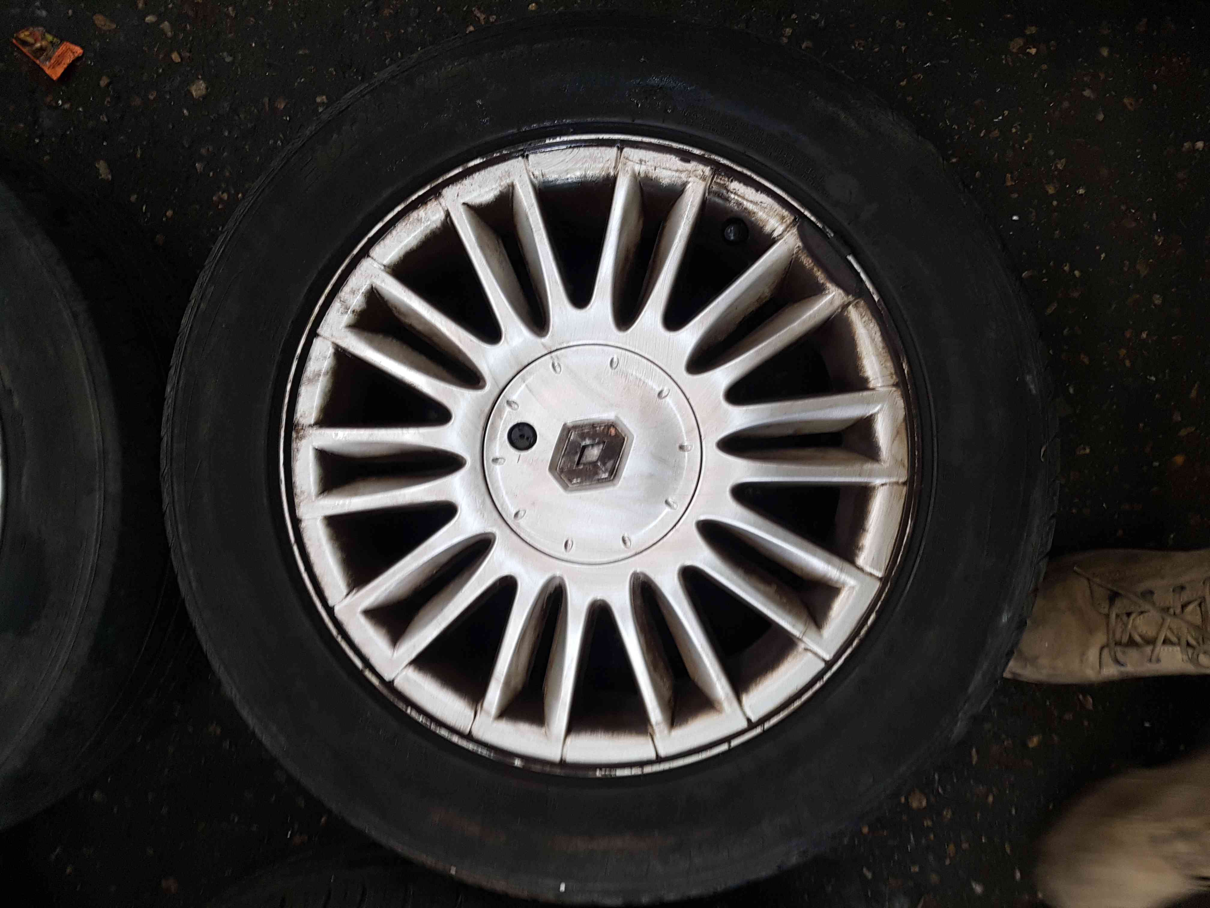 Thumb 3 Renault Scenic 2003-2009 Curacao Alloy Wheels SET X4 16Inch 8200508092  3/5