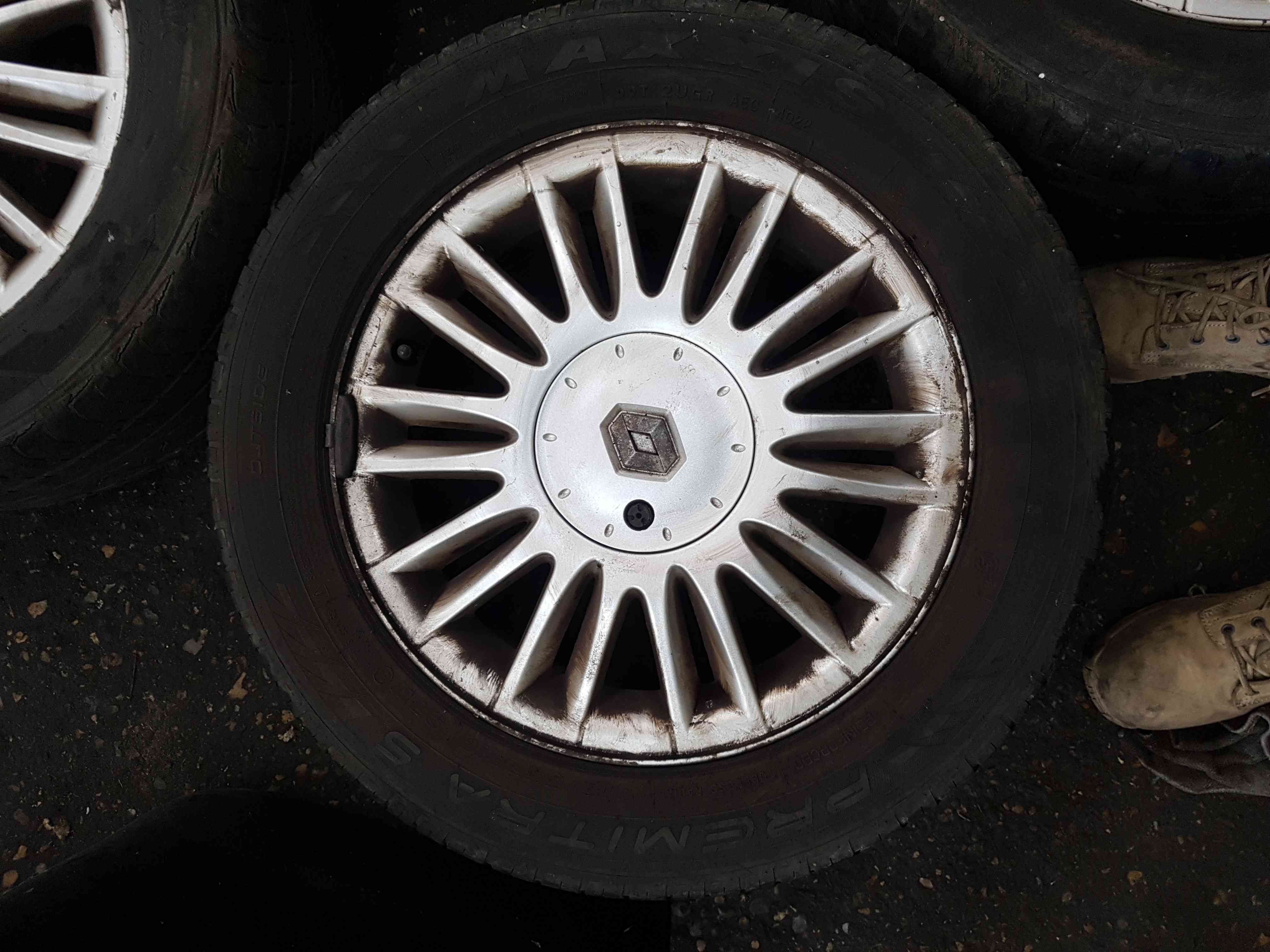 Thumb 4 Renault Scenic 2003-2009 Curacao Alloy Wheels SET X4 16Inch 8200508092  3/5