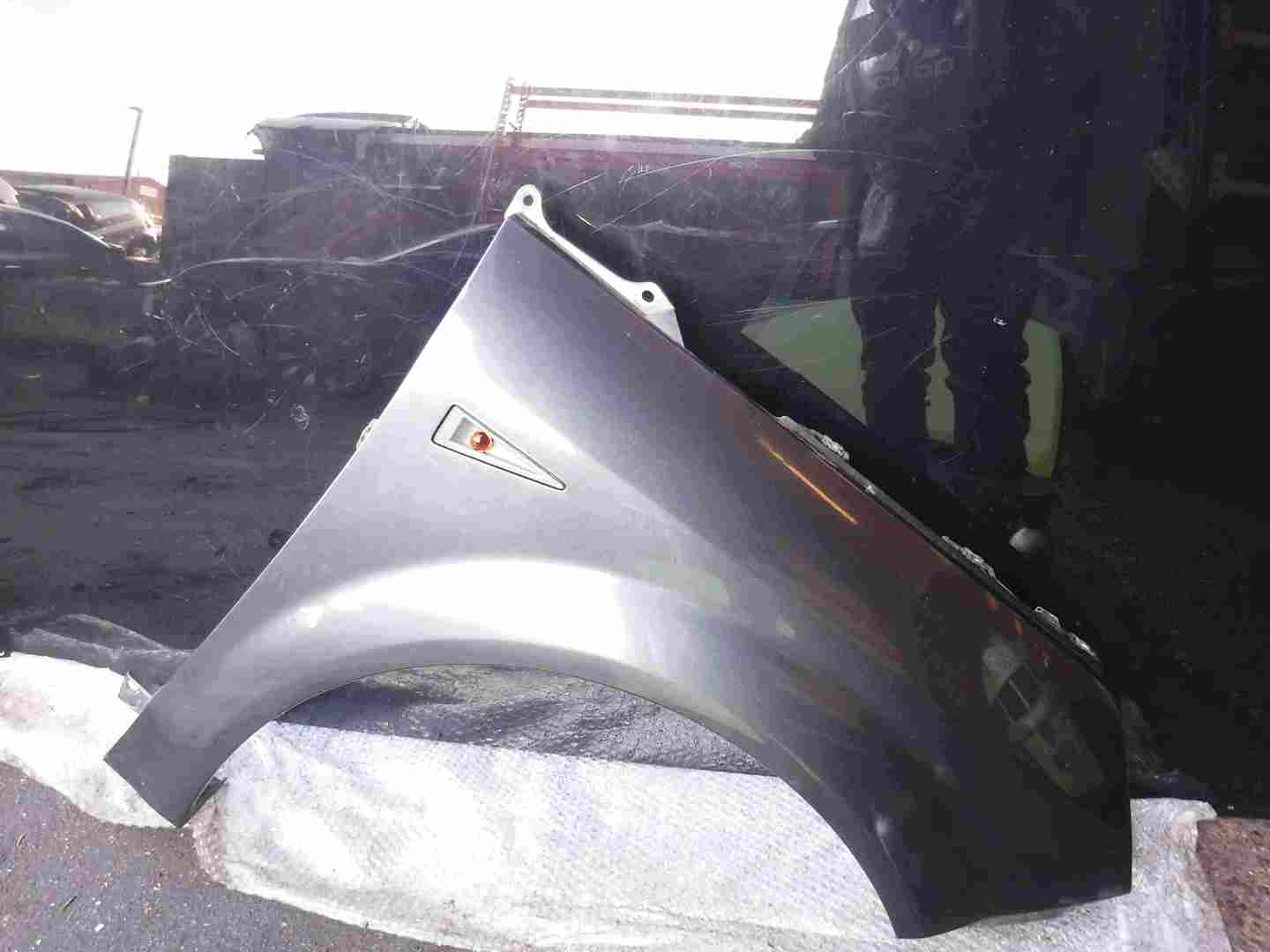 Renault Scenic 2003-2009 Drivers OS Wing Grey TEB66