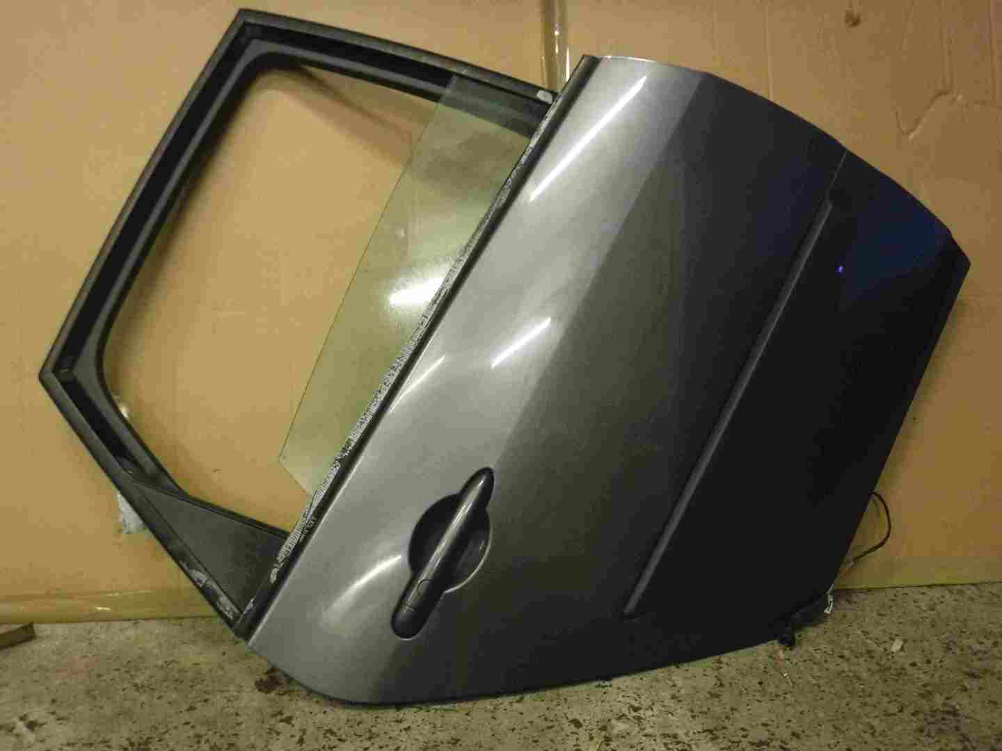 Renault Scenic 2003-2009 Drivers OSR Rear Door Grey TEC68
