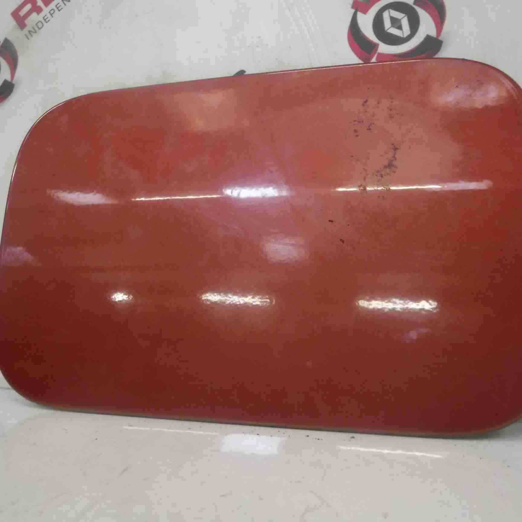 Renault Scenic 2003-2009 Fuel Flap Cover Red TEB76 8200228509