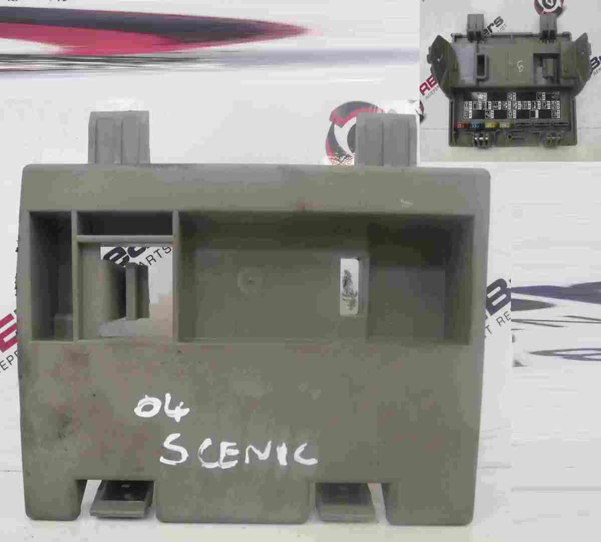 Renault Scenic 2003-2009 Fuse Cover Plastic