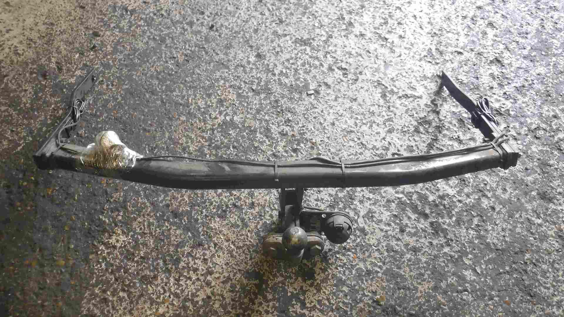 Renault Scenic 2003-2009 Rear Tow Bar Ball Complete Electrics