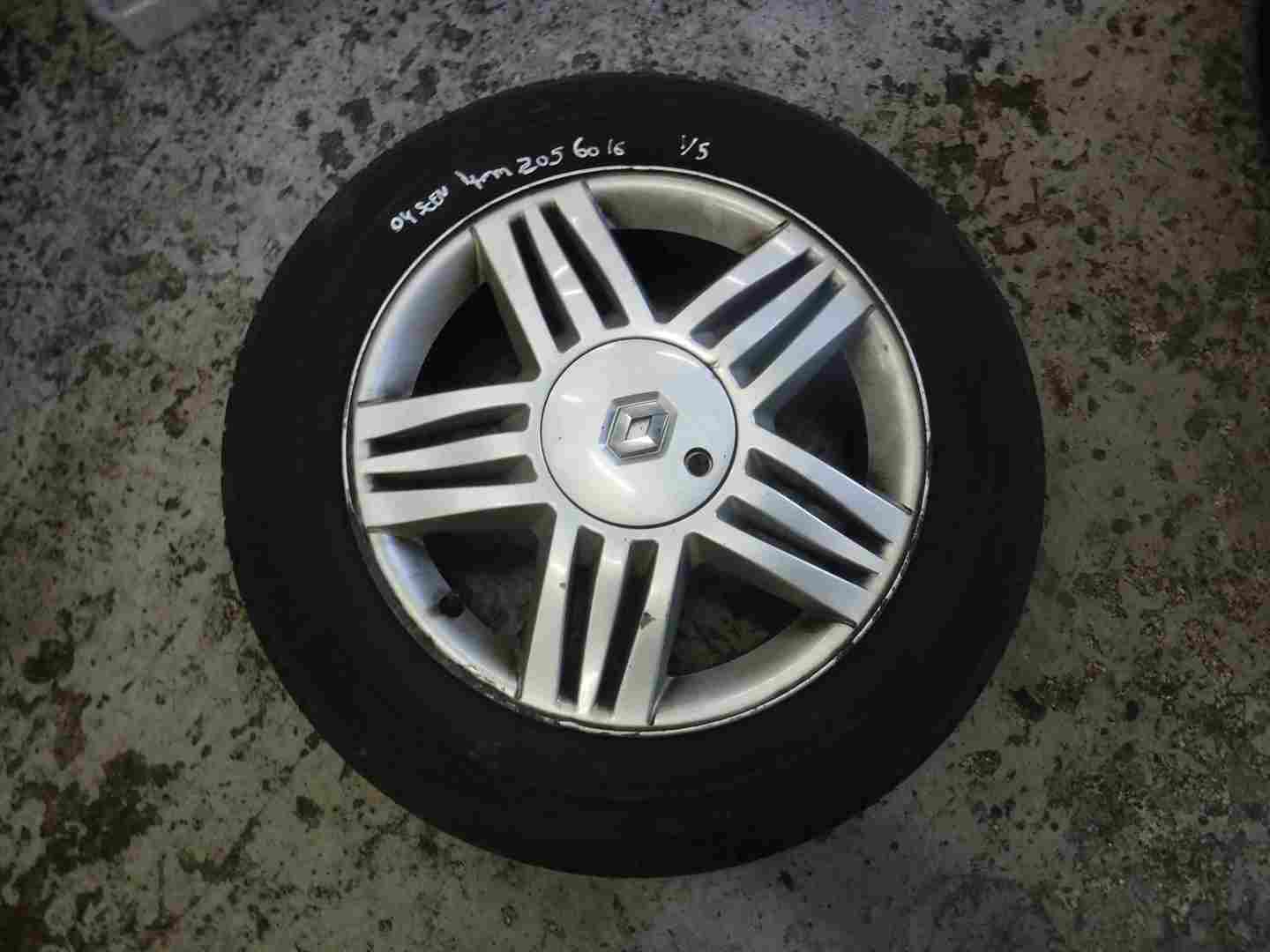Renault Scenic 2003-2009 Reinastella Alloy Wheel + Tyre 205 60 16 4mm Tread