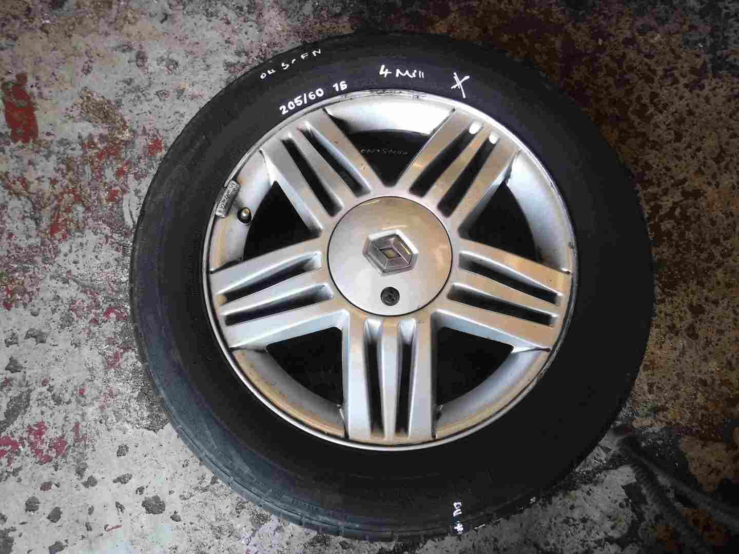 Renault Scenic 2003-2009 Reinastella Alloy Wheel 16inch