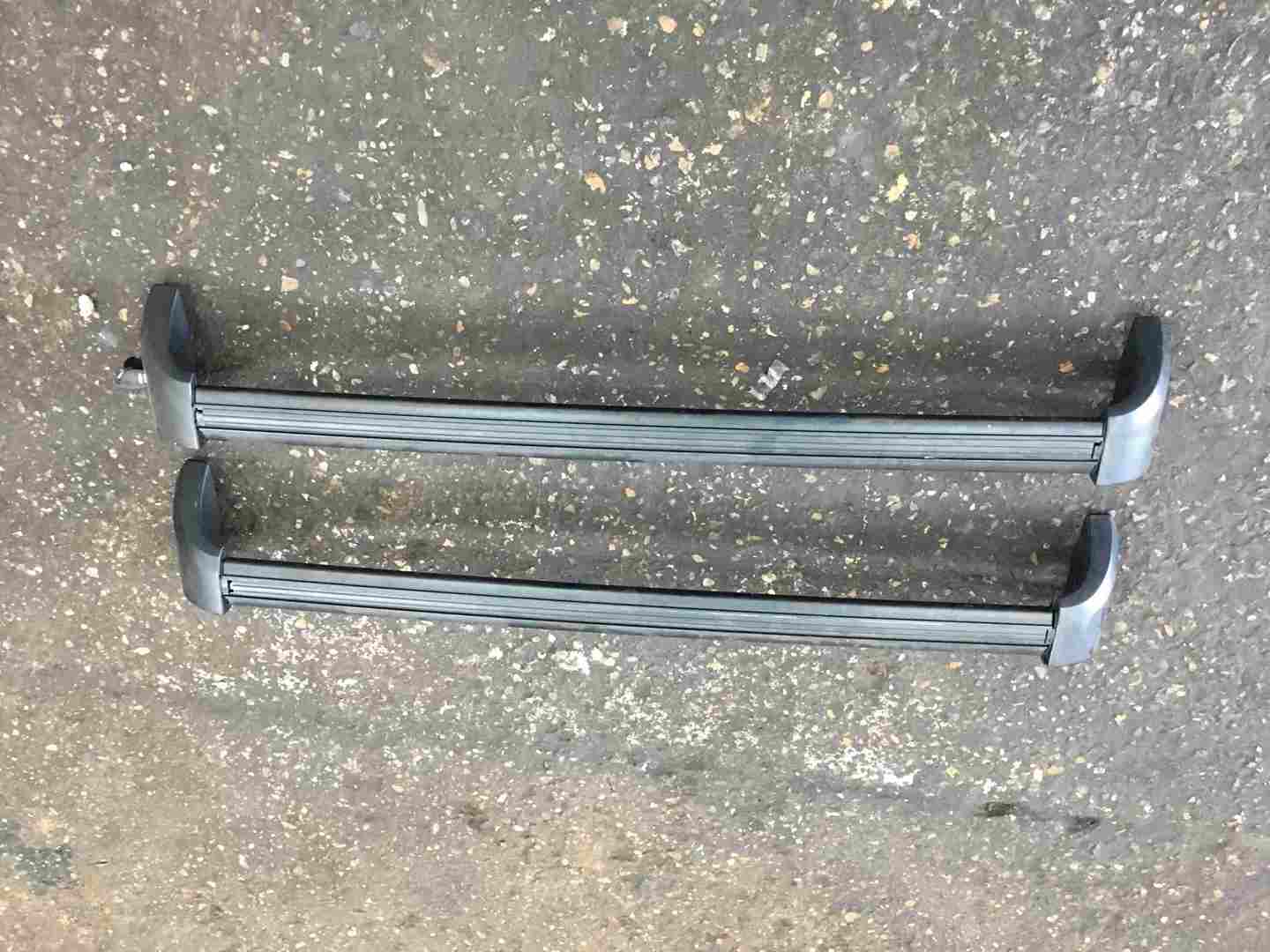 Renault Scenic 2003-2009 Roof Rack Bars With Key