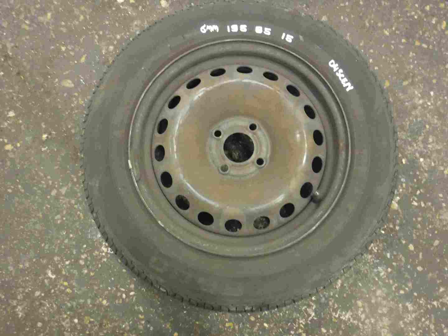 Renault Scenic 2003-2009 Steel Wheel Rim + Tyre 195 65 15 6mm