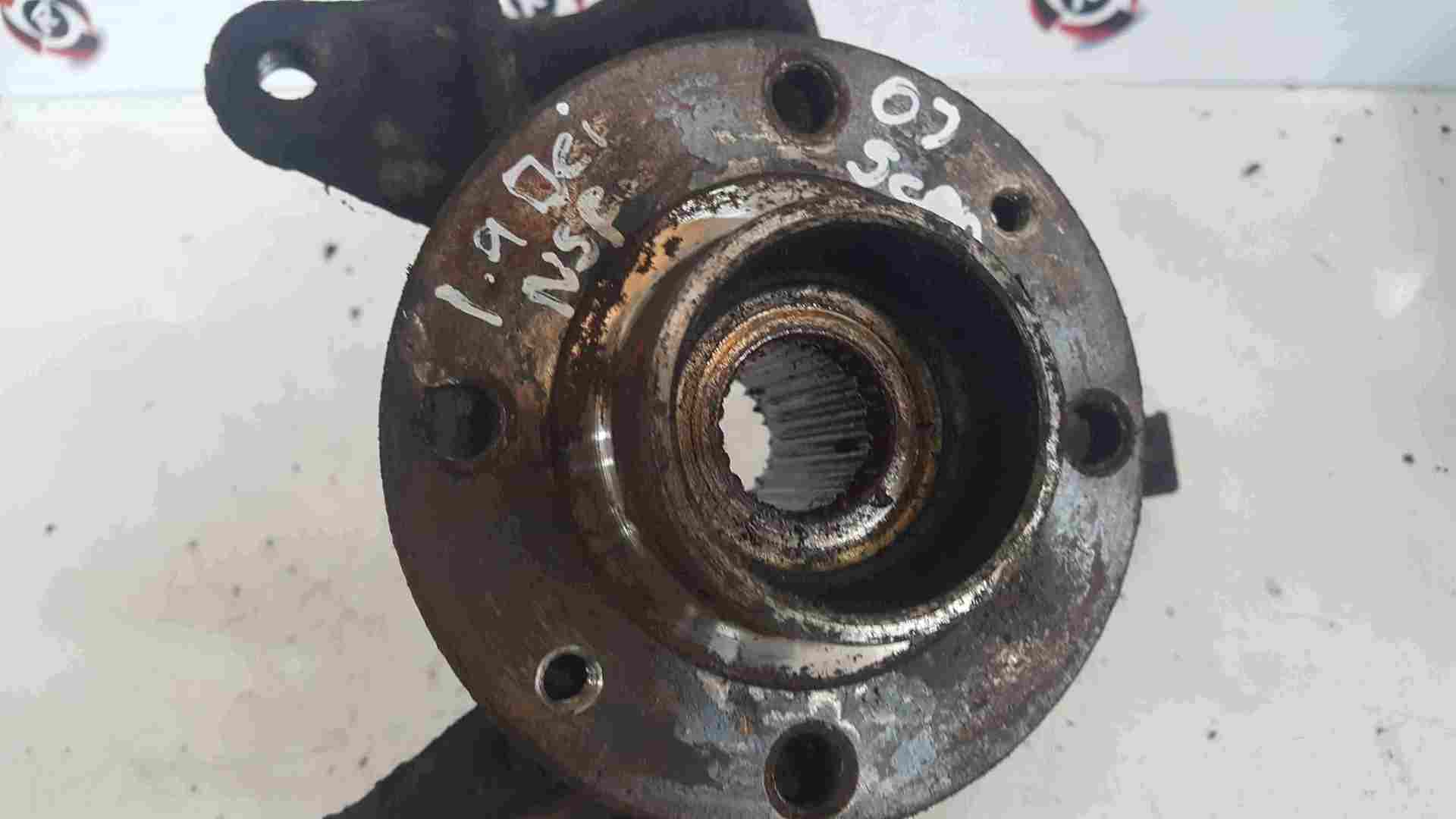 Thumb 3 Renault Scenic 2006-2009 1.9 DCi Passenger NSF Front Wheel Hub