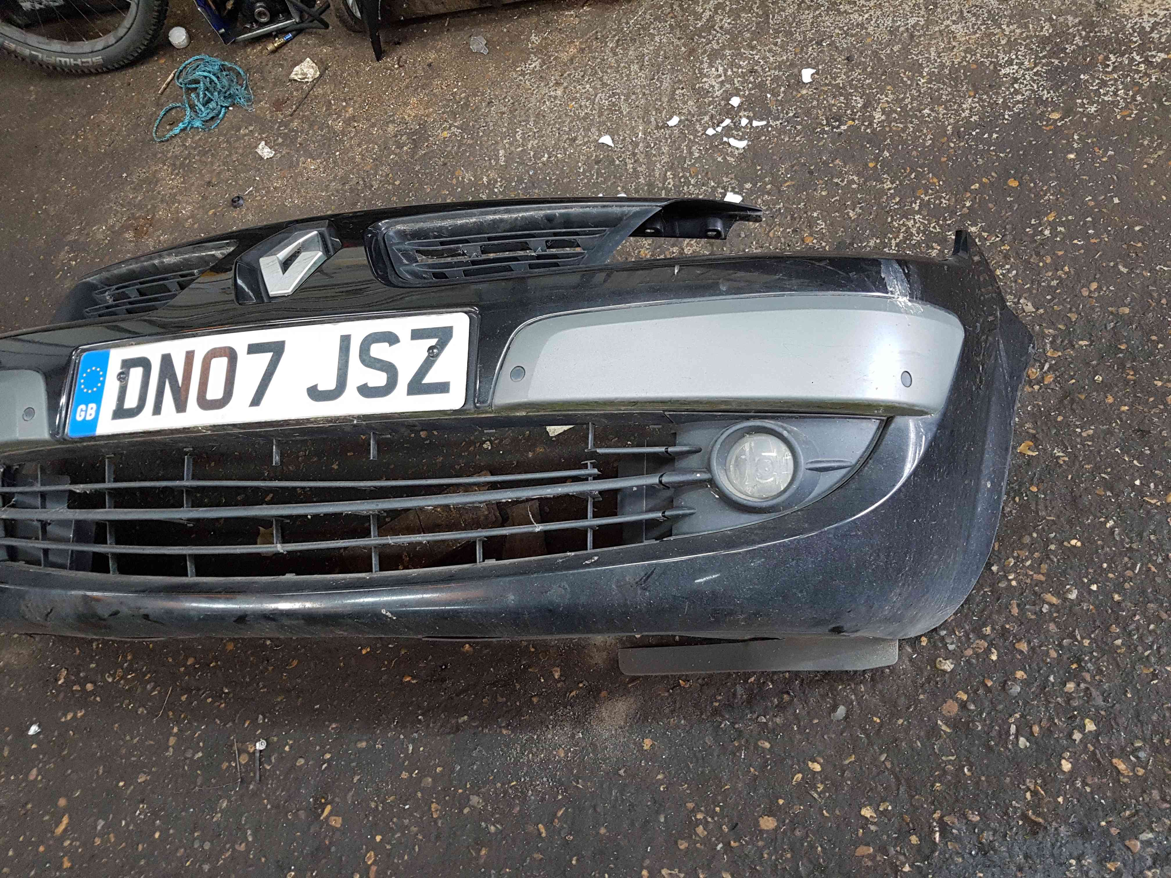 Thumb 5 Renault Scenic 2006-2009 Front Bumper Black 676 Facelift + Sensors