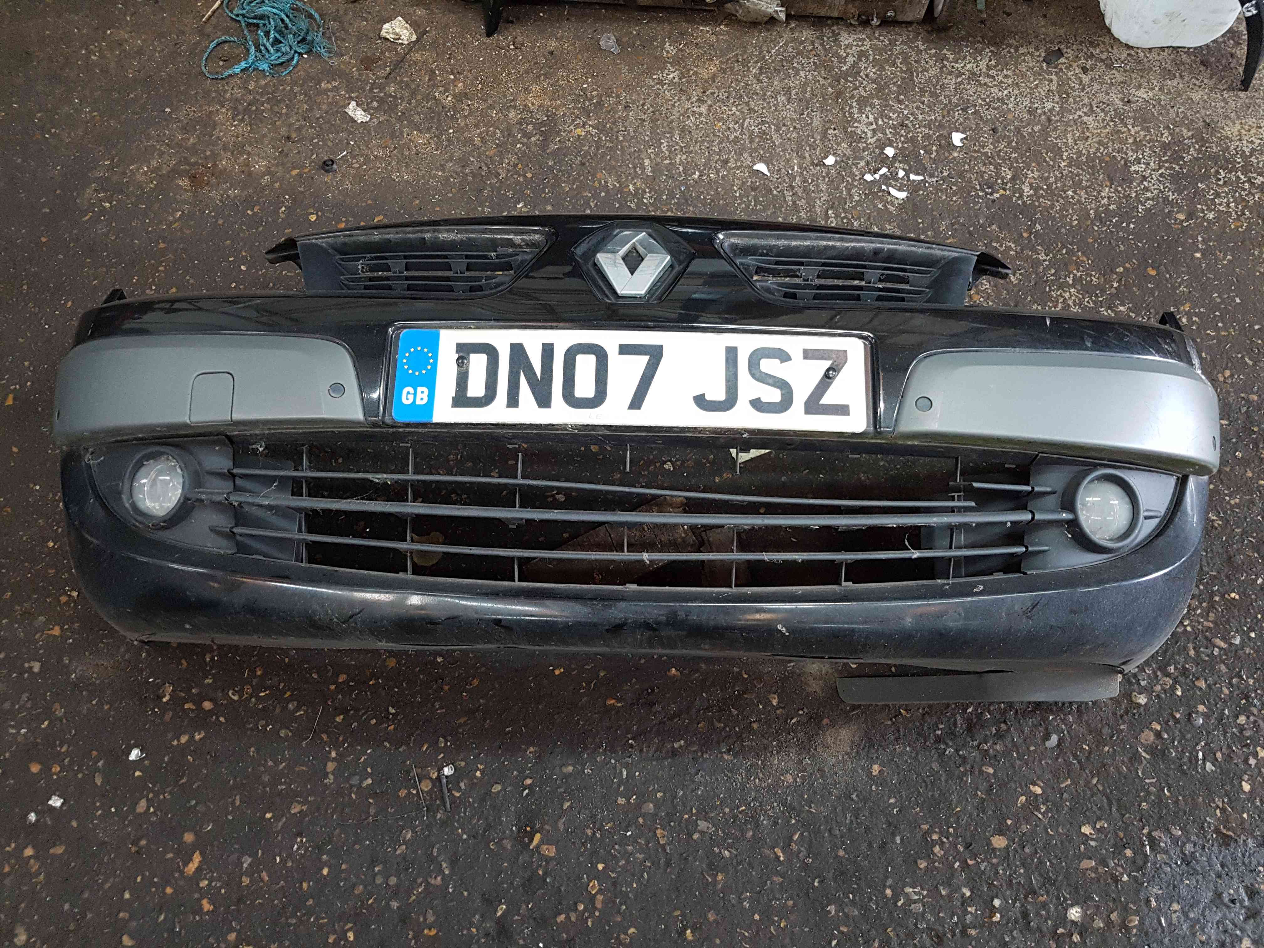 Renault Scenic 2006-2009 Front Bumper Black 676 Facelift + Sensors