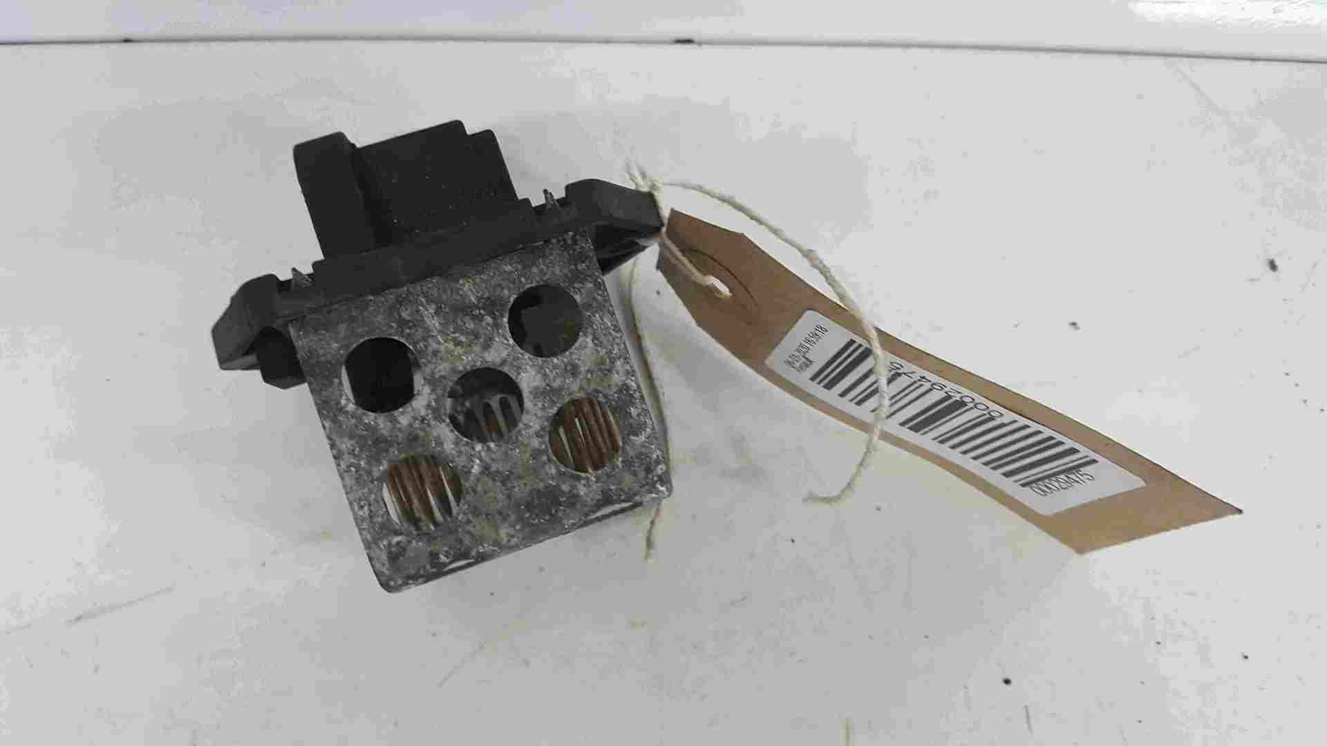 Thumb 3 Renault Scenic 2006-2009 Radiator Fan Resistor