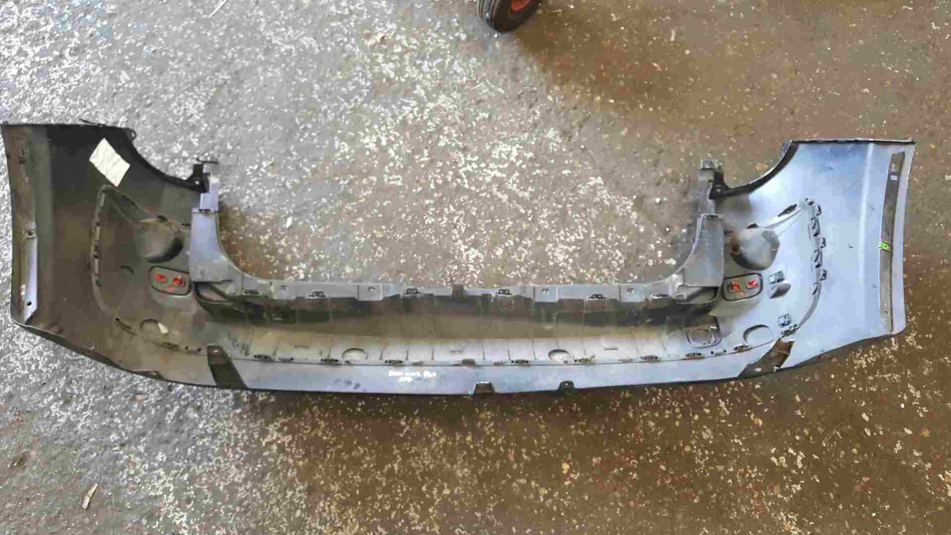 Thumb 3 Renault Scenic 2006-2009 Rear Bumper Black 676