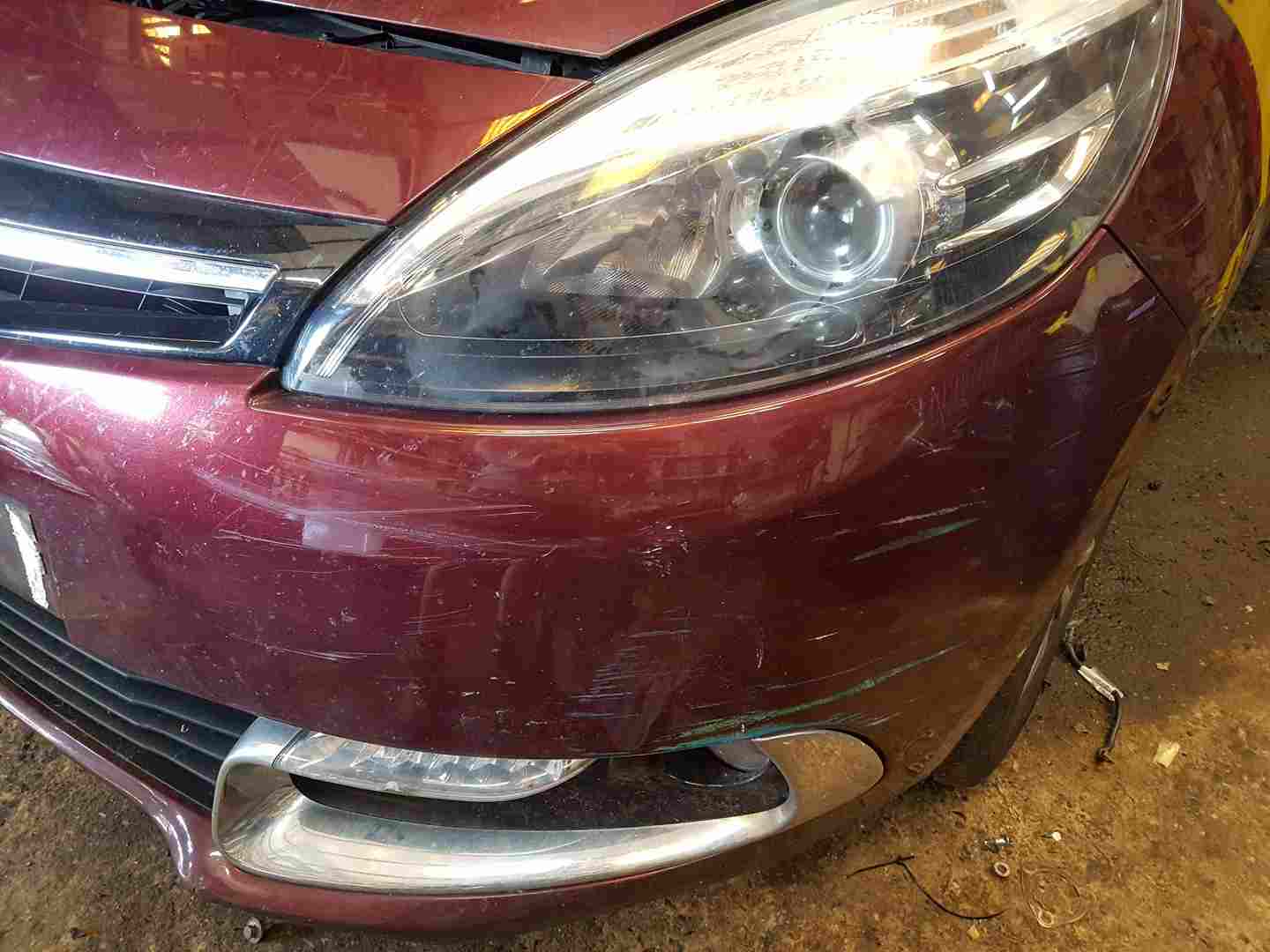 Thumb 4 Renault Scenic 2013-2016 Front Bumper Purple Tennm