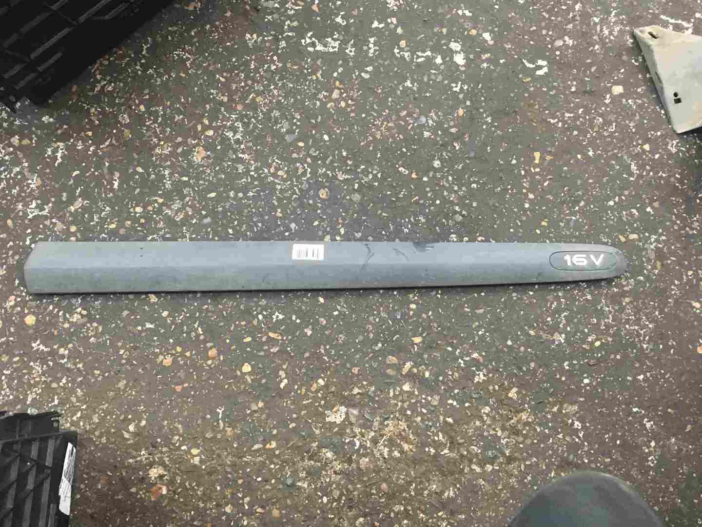 Renault Scenic MK1 1999-2003 16V Drivers OSF Front Door Moulding Trim 7700433054