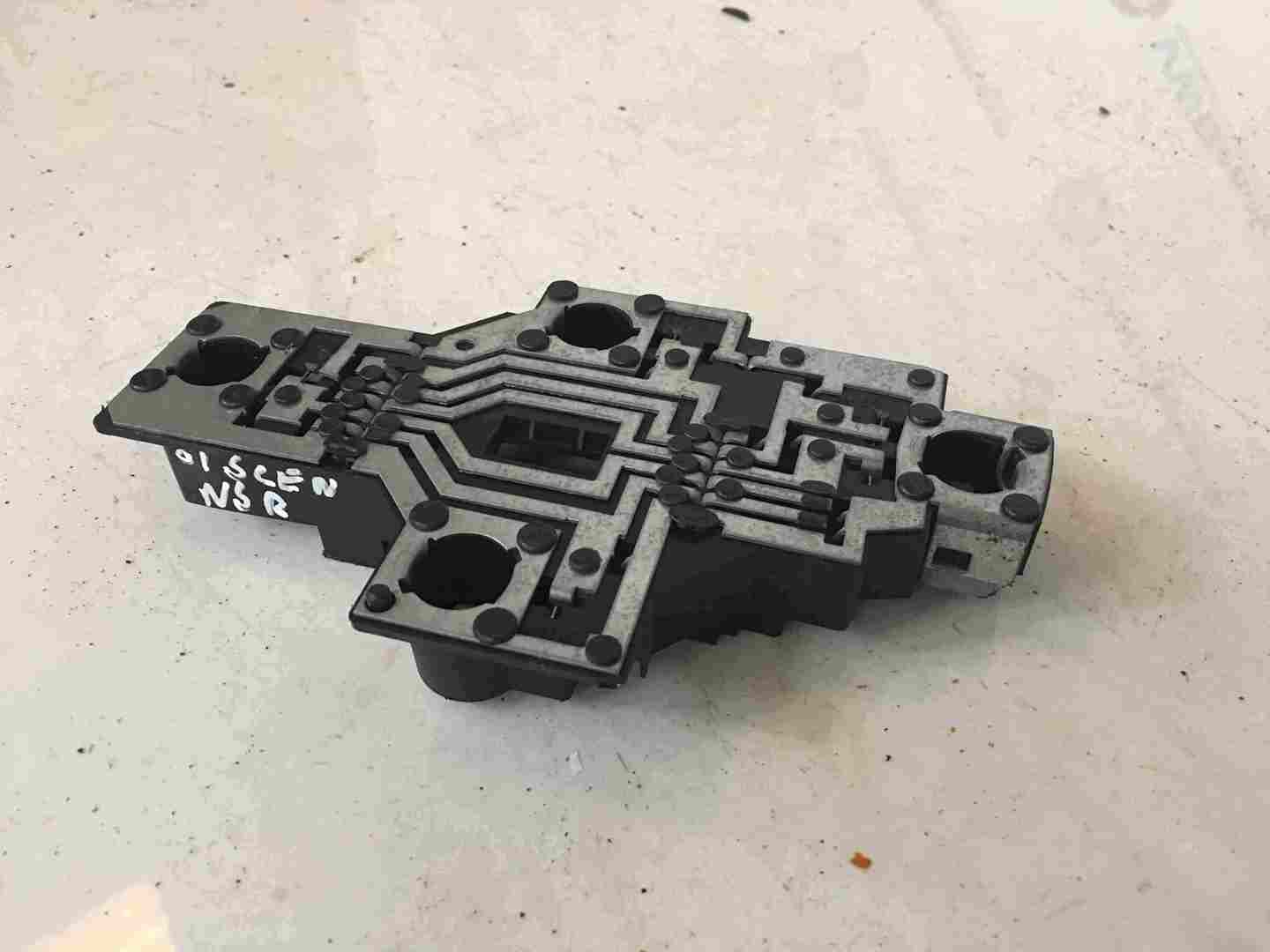 Renault Scenic MK1 1999-2003 Passenger NSR Rear Light Bulb Holder