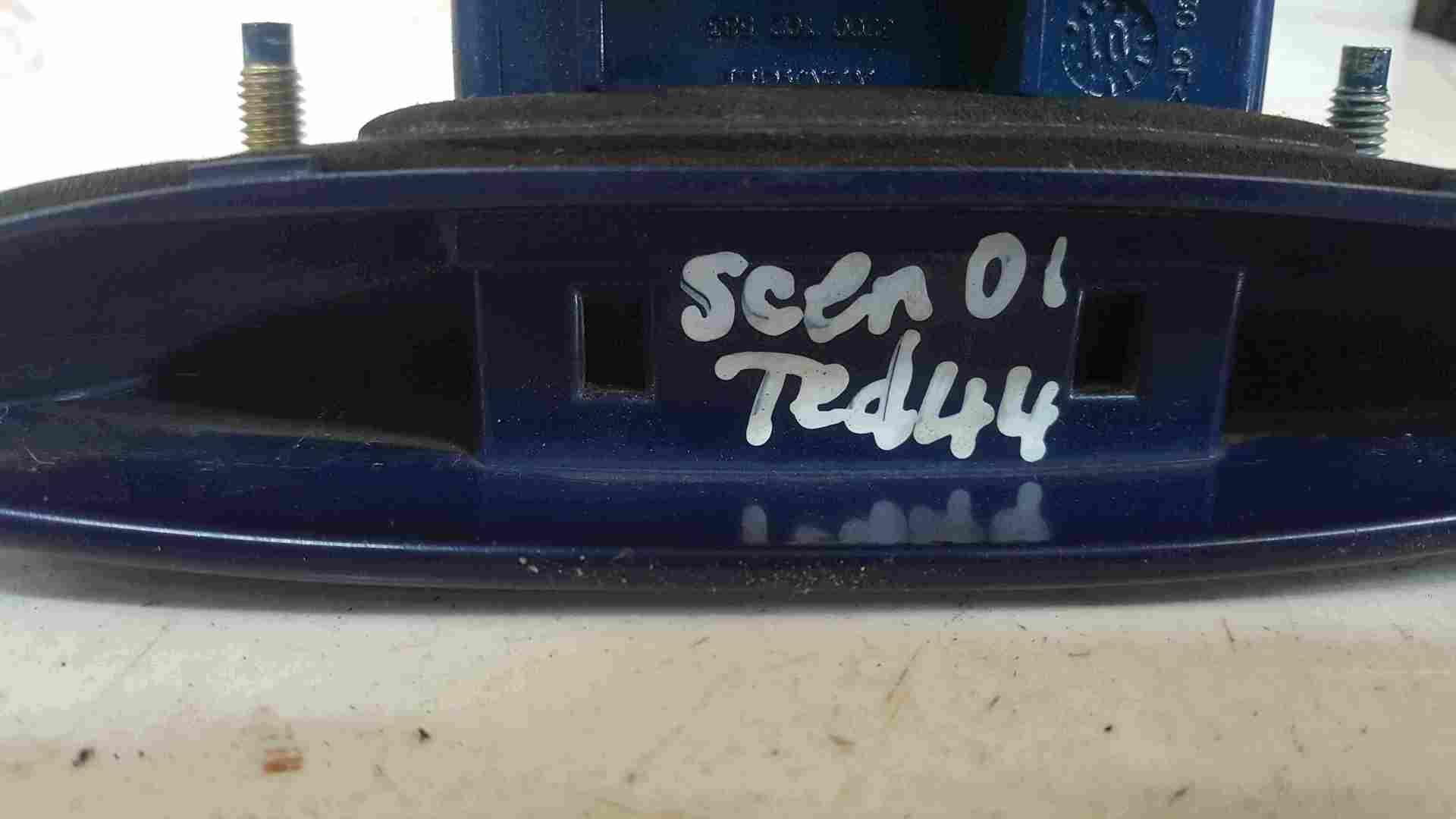 Thumb 2 Renault Scenic MK1 1999-2003 Rear Boot Tailgate Button + Lock Solenoid