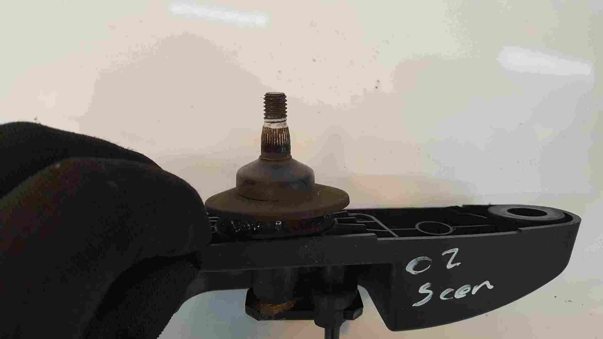 Thumb 3 Renault Scenic MK1 1999-2003 Rear Wiper Mechanism Spindle Spines Through Glass