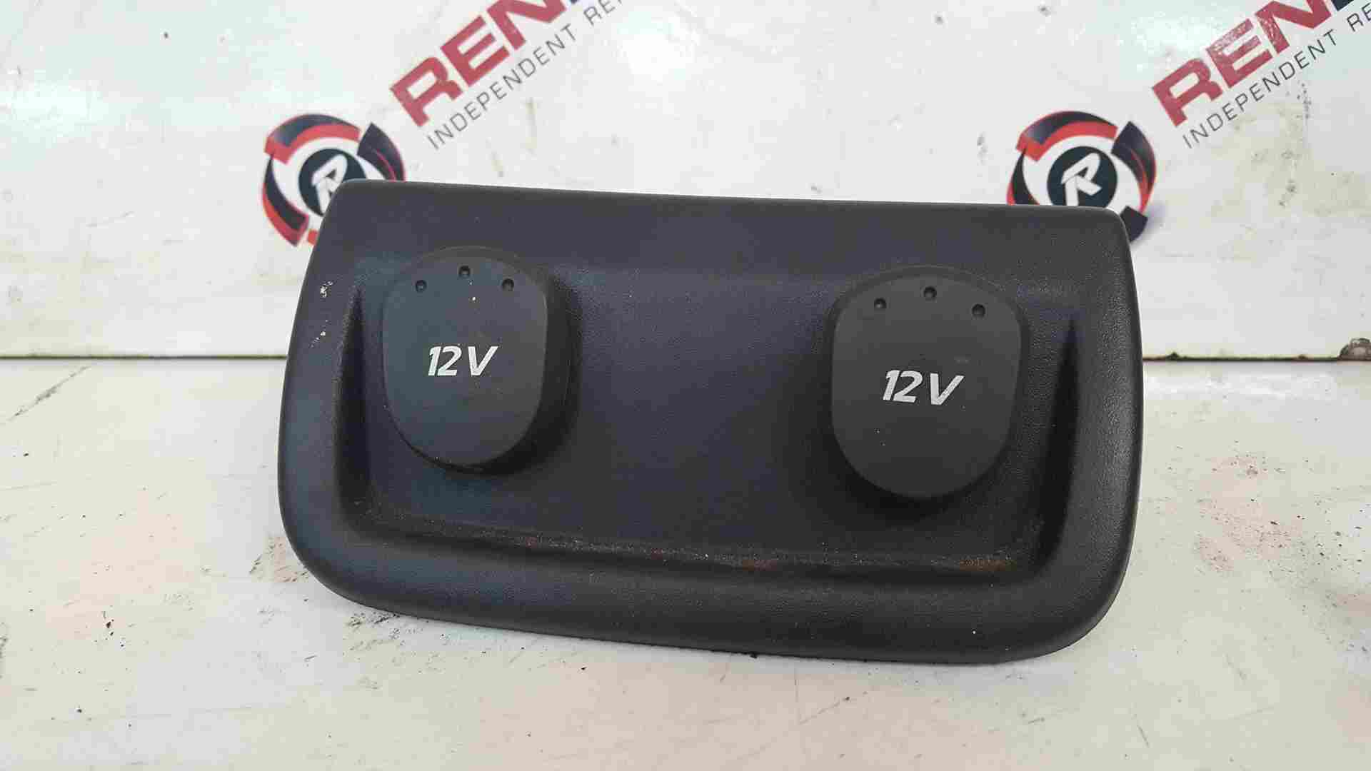 Thumb 7 Renault Scenic MK2 2003-2006 12V Dual Rear Sockets Lighter Plug 8200232589