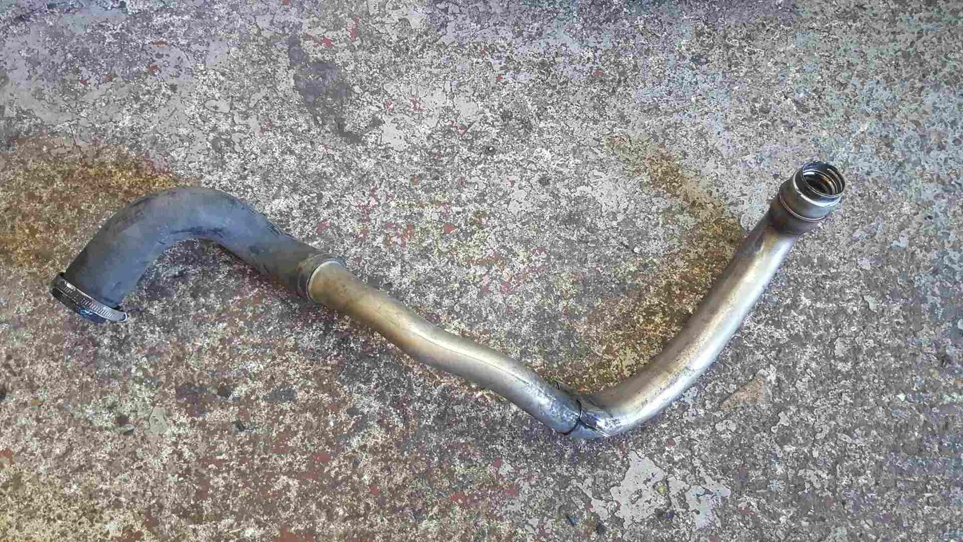 Renault Scenic MK2 2003-2009 2.0 DCi Turbo To Intercooler Pipe M9R 700