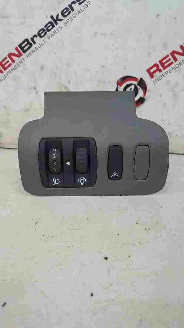 Thumb 3 Renault Scenic MK2 2003-2009 Headlight Adjuster Traction Button 8200243297