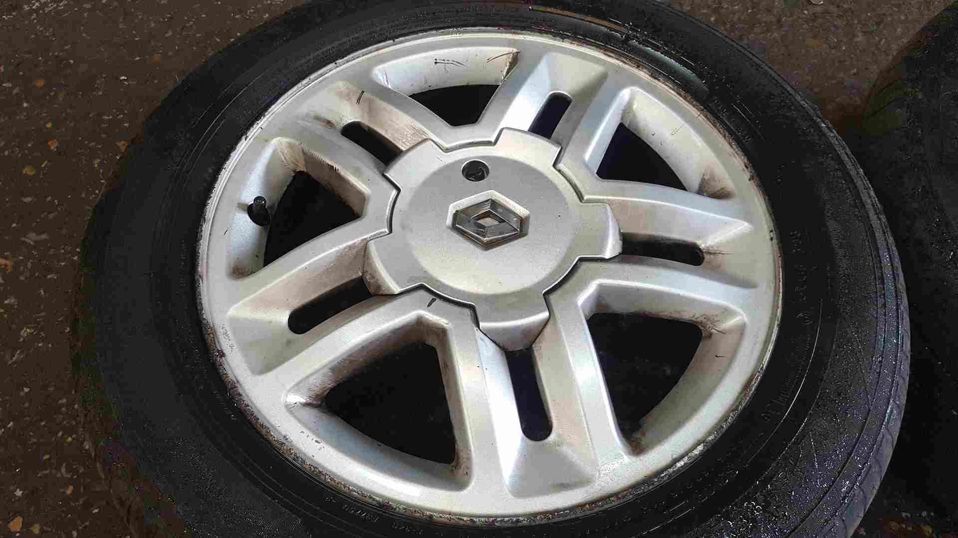 Thumb 3 Renault Scenic MK2 2003-2009 Louxor Alloy Wheels Set X4 16inch
