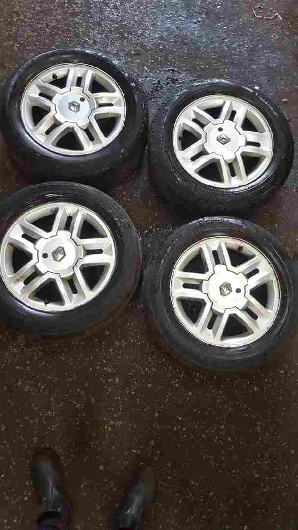Renault Scenic MK2 2003-2009 Louxor Alloy Wheels Set X4 16inch