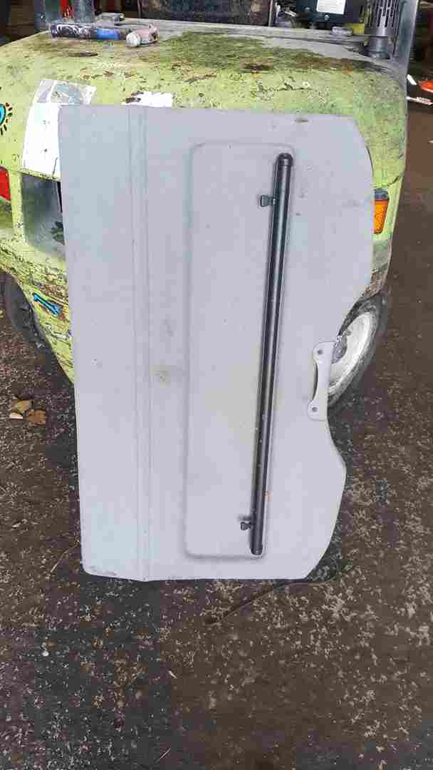 Thumb 3 Renault Scenic MK2 2003-2009 Rear Pull OUT Parcel Shelf