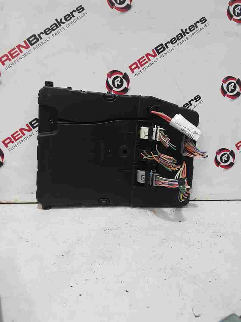 Thumb 4 Renault Scenic MK2 2006-2009 BCM Fuse BOX Uch 8200606828