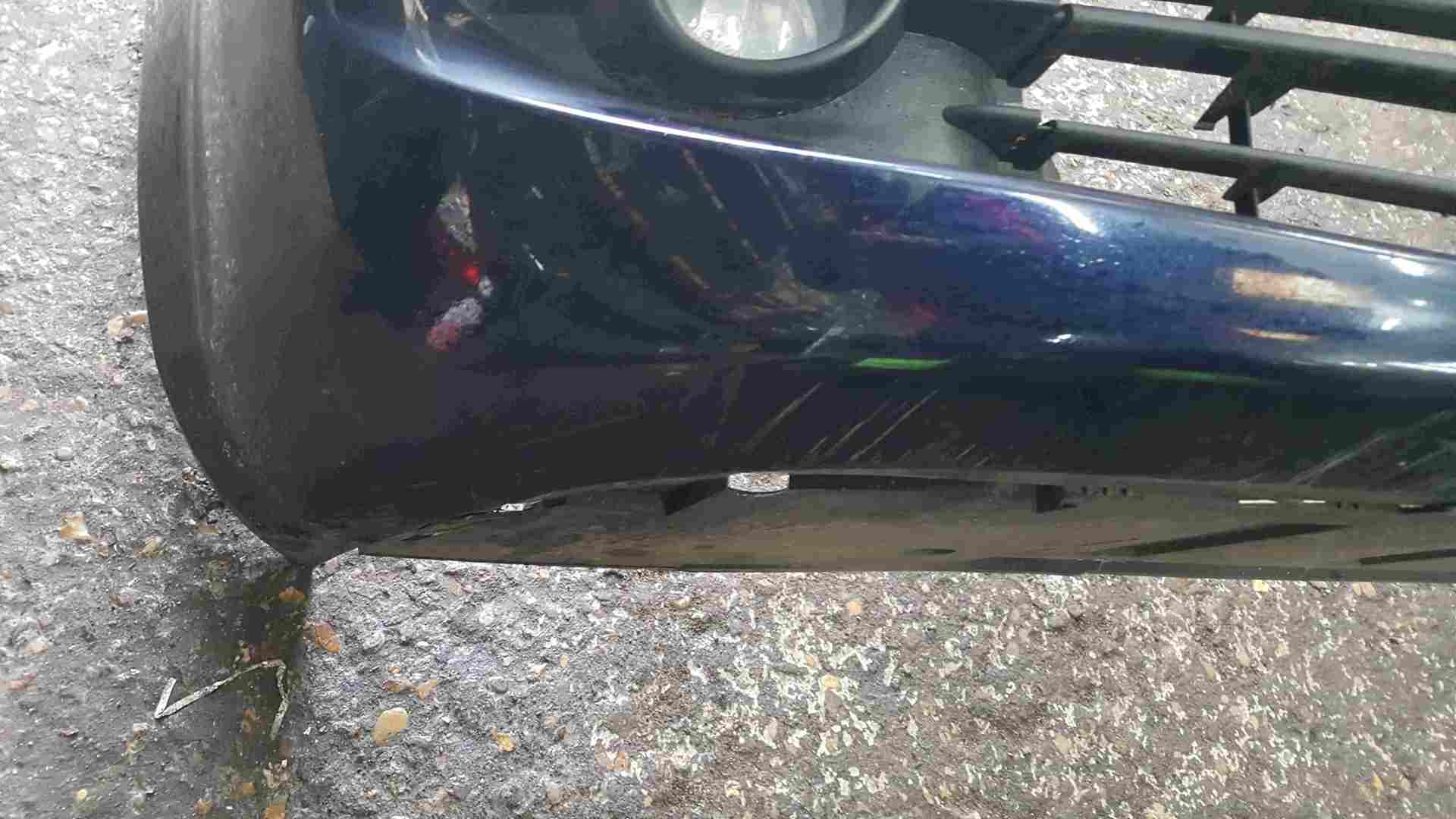 Thumb 6 Renault Scenic MK2 2006-2009 Front Bumper Blue NV472