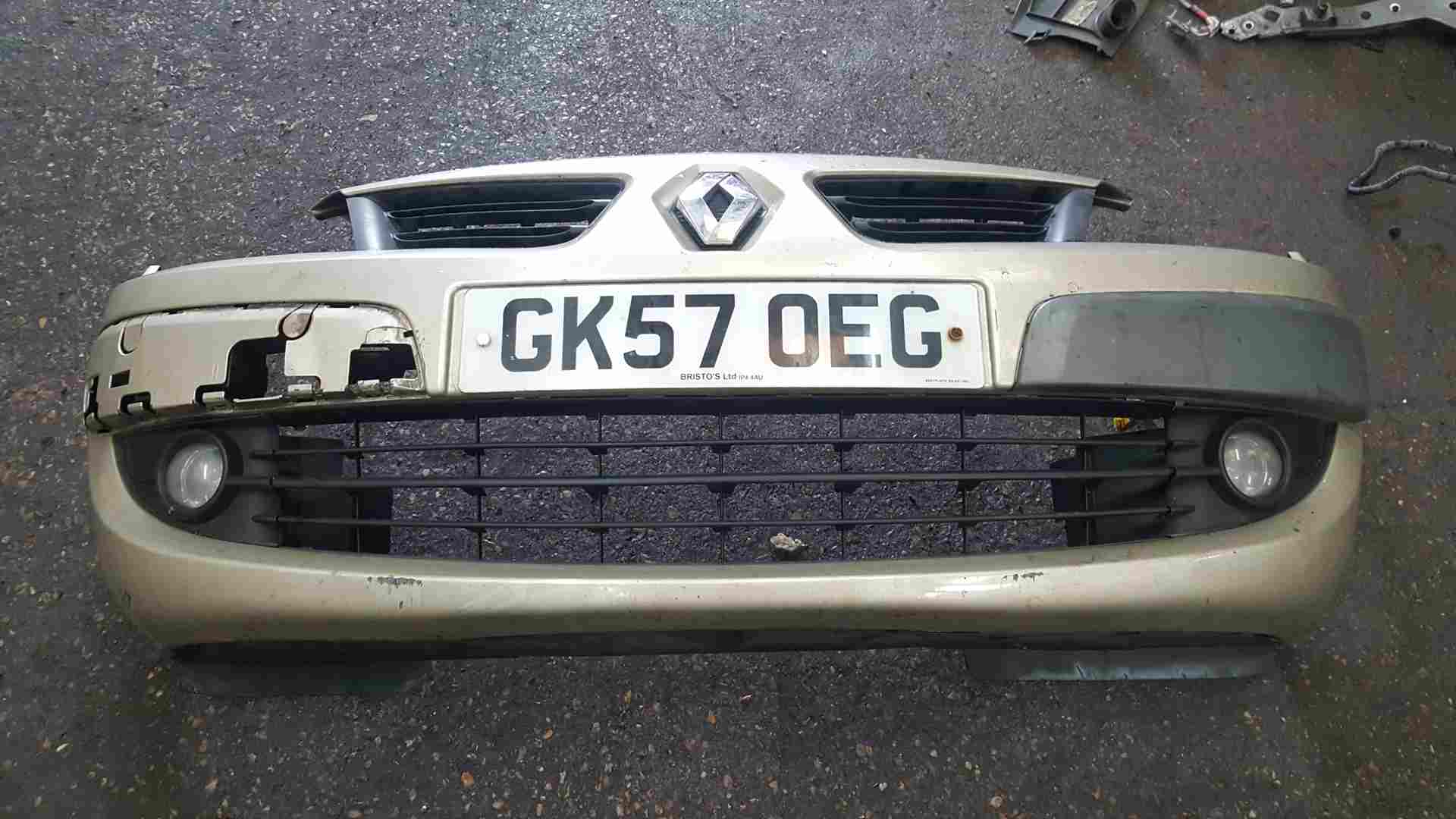 Thumb 2 Renault Scenic MK2 2006-2009 Front Bumper Gold TED11 FACELIFT