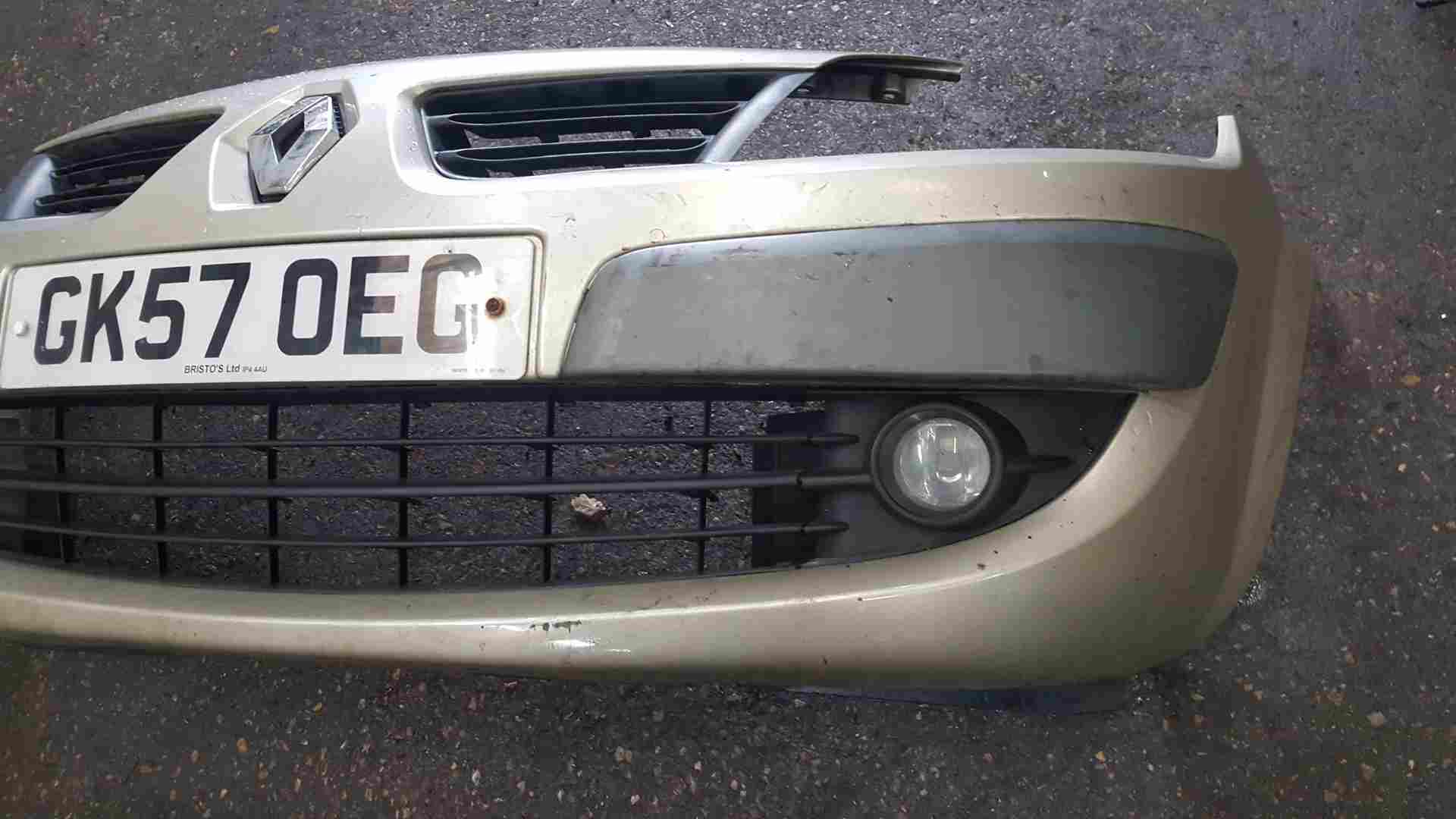 Thumb 3 Renault Scenic MK2 2006-2009 Front Bumper Gold TED11 FACELIFT