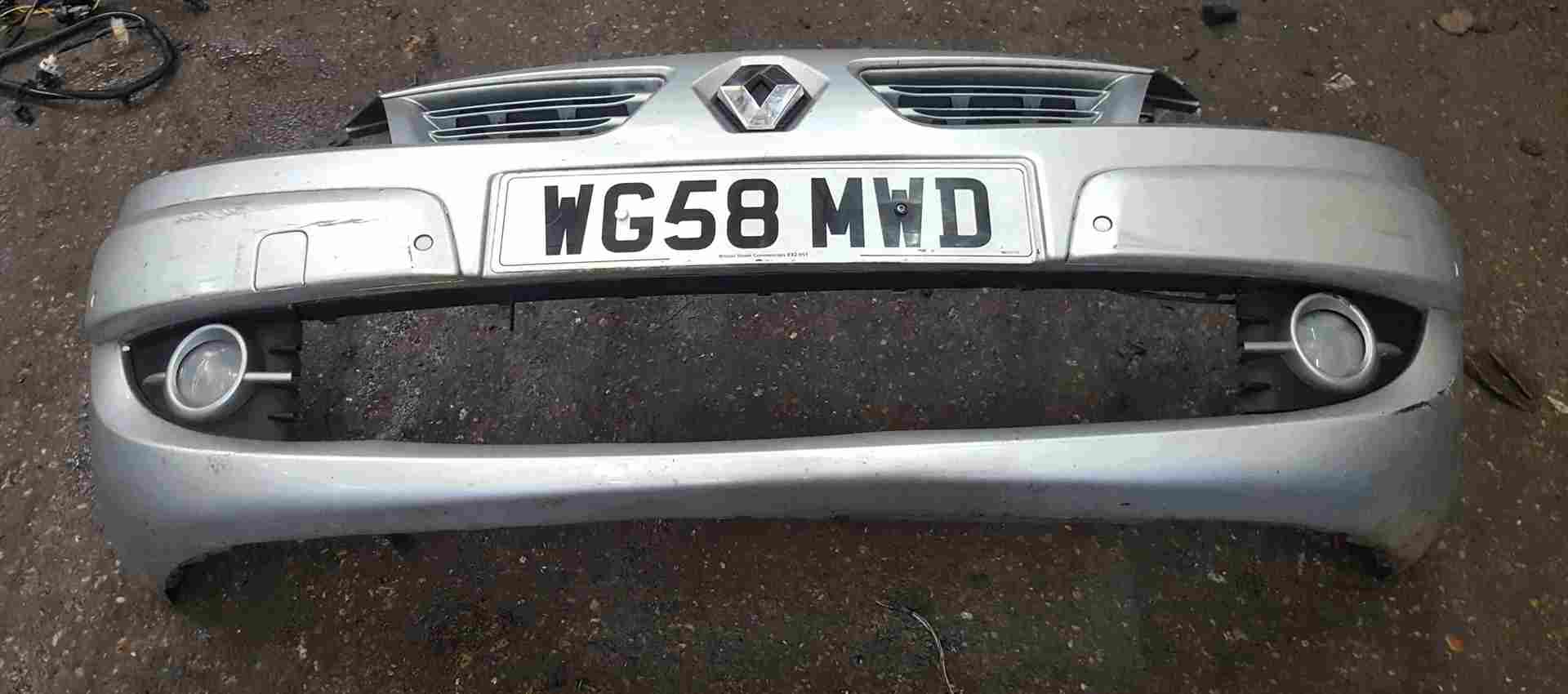 Renault Scenic MK2 2006-2009 Front Bumper Silver TED69