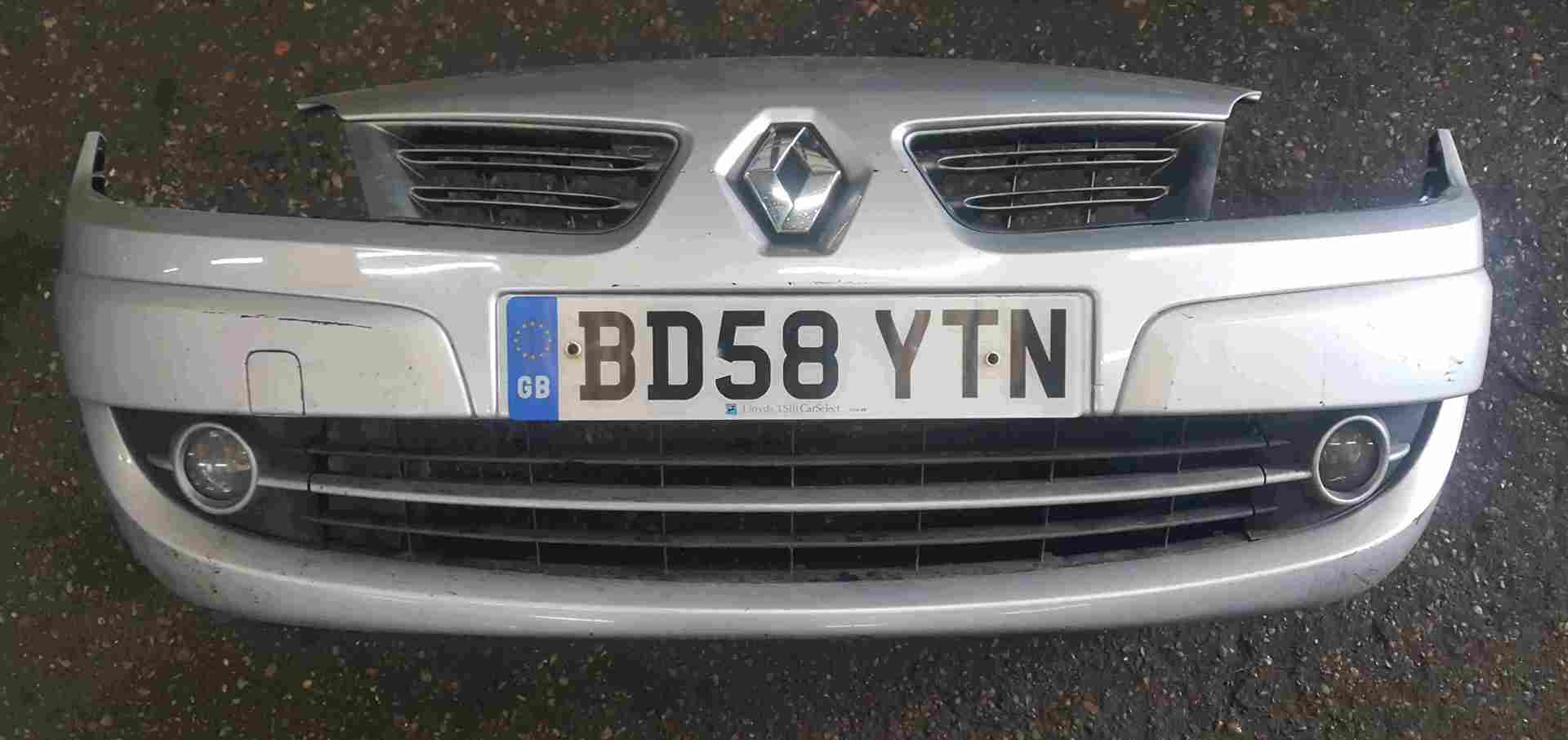 Thumb 4 Renault Scenic MK2 2006-2009 Front Bumper Silver TED69