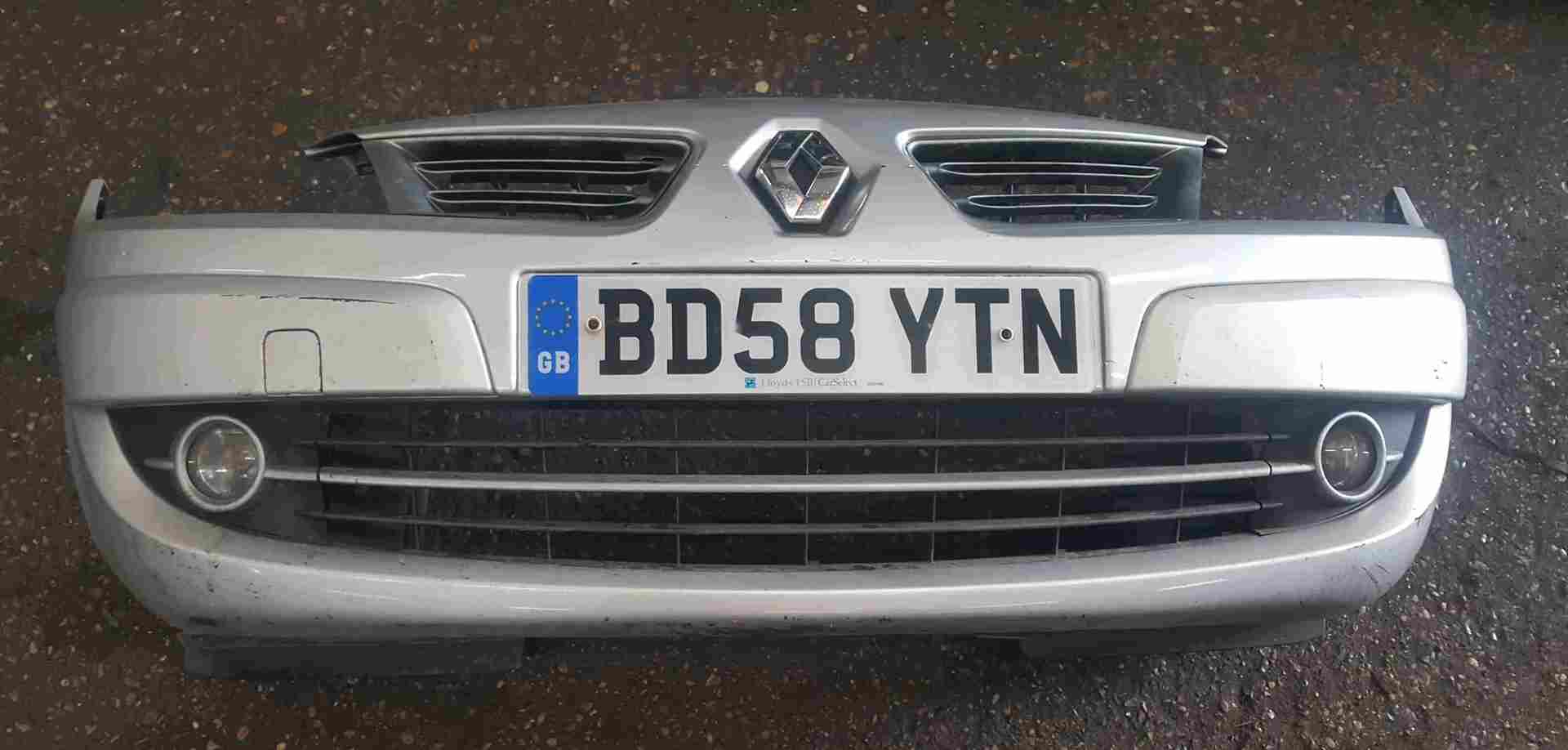 Renault Scenic MK2 2006-2009 Front Bumper Silver TED69