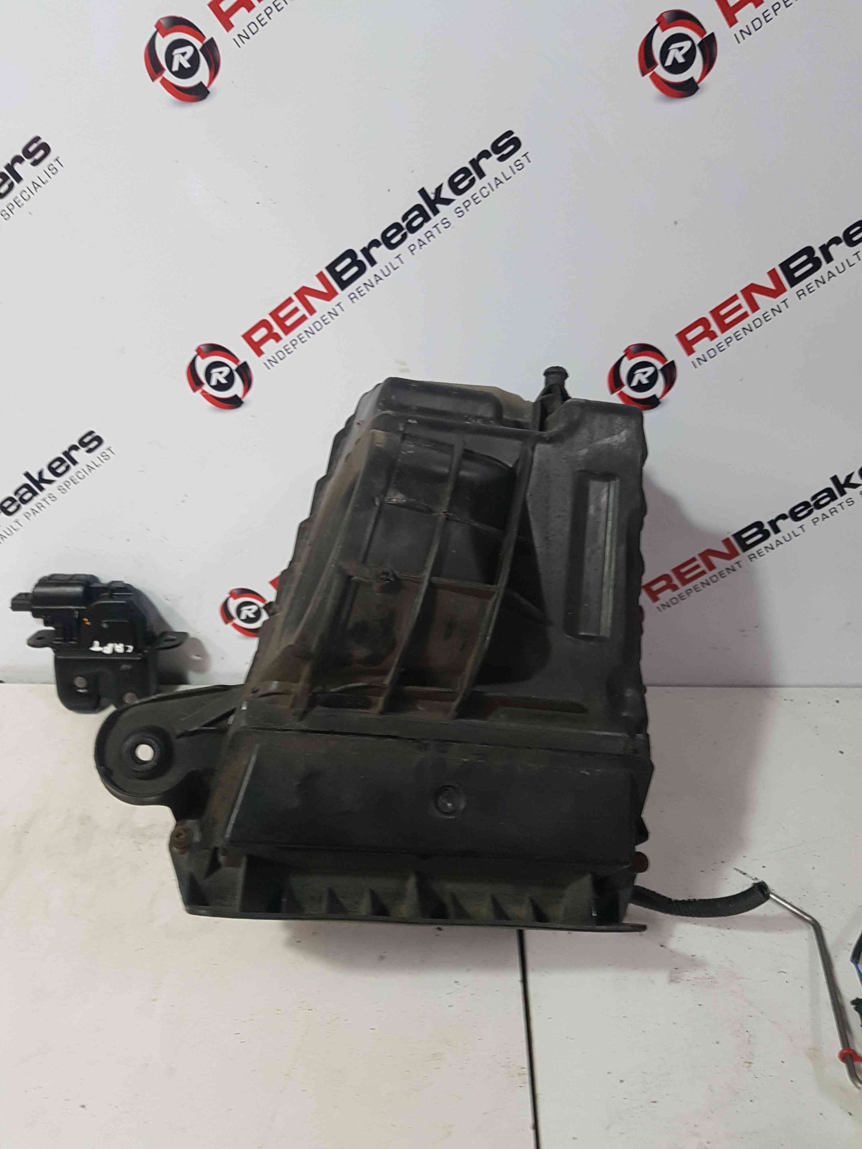 Thumb 2 Renault Scenic MK3 2009-2013 1.6 DCI Airbox Filter Housing R9M 402 8200947663