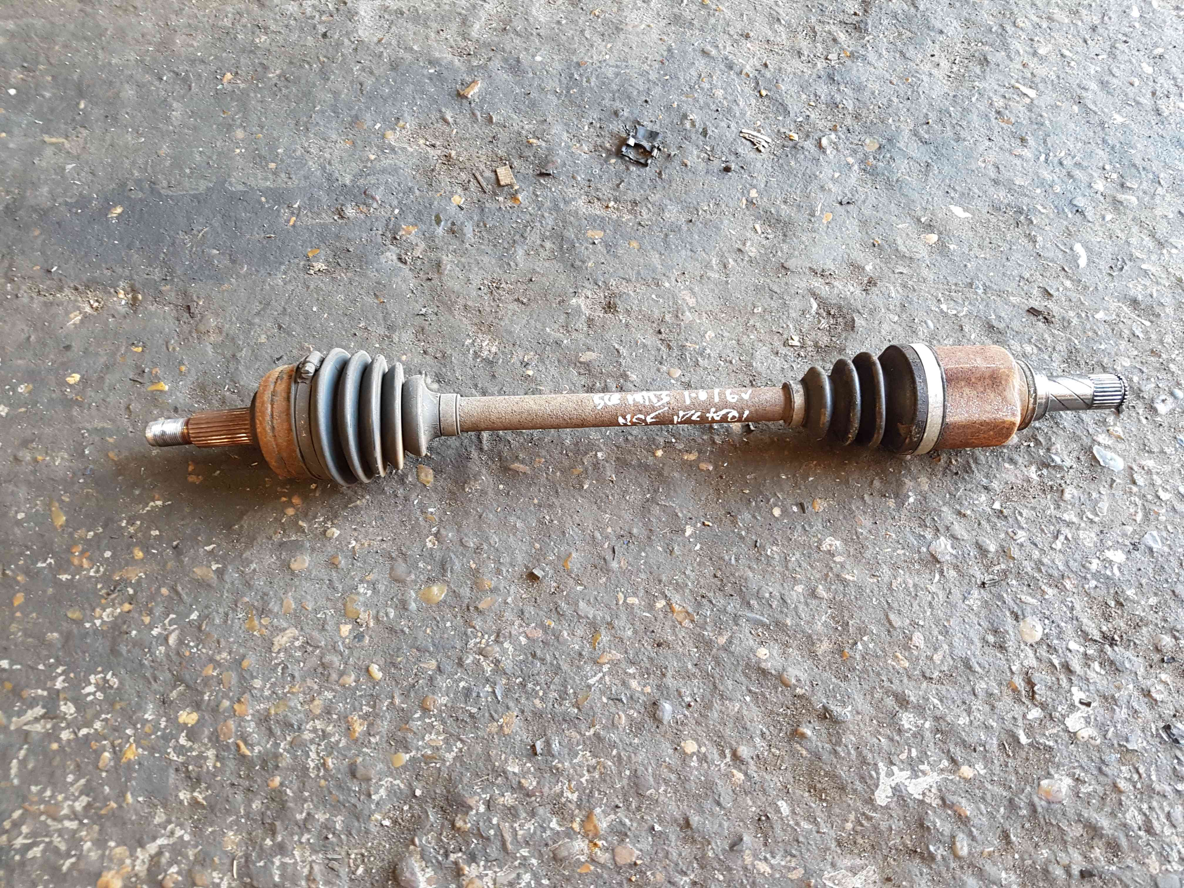 Thumb 6 Renault Scenic MK3 2009-2013 1.6 Passenger NSF Front Driveshaft 