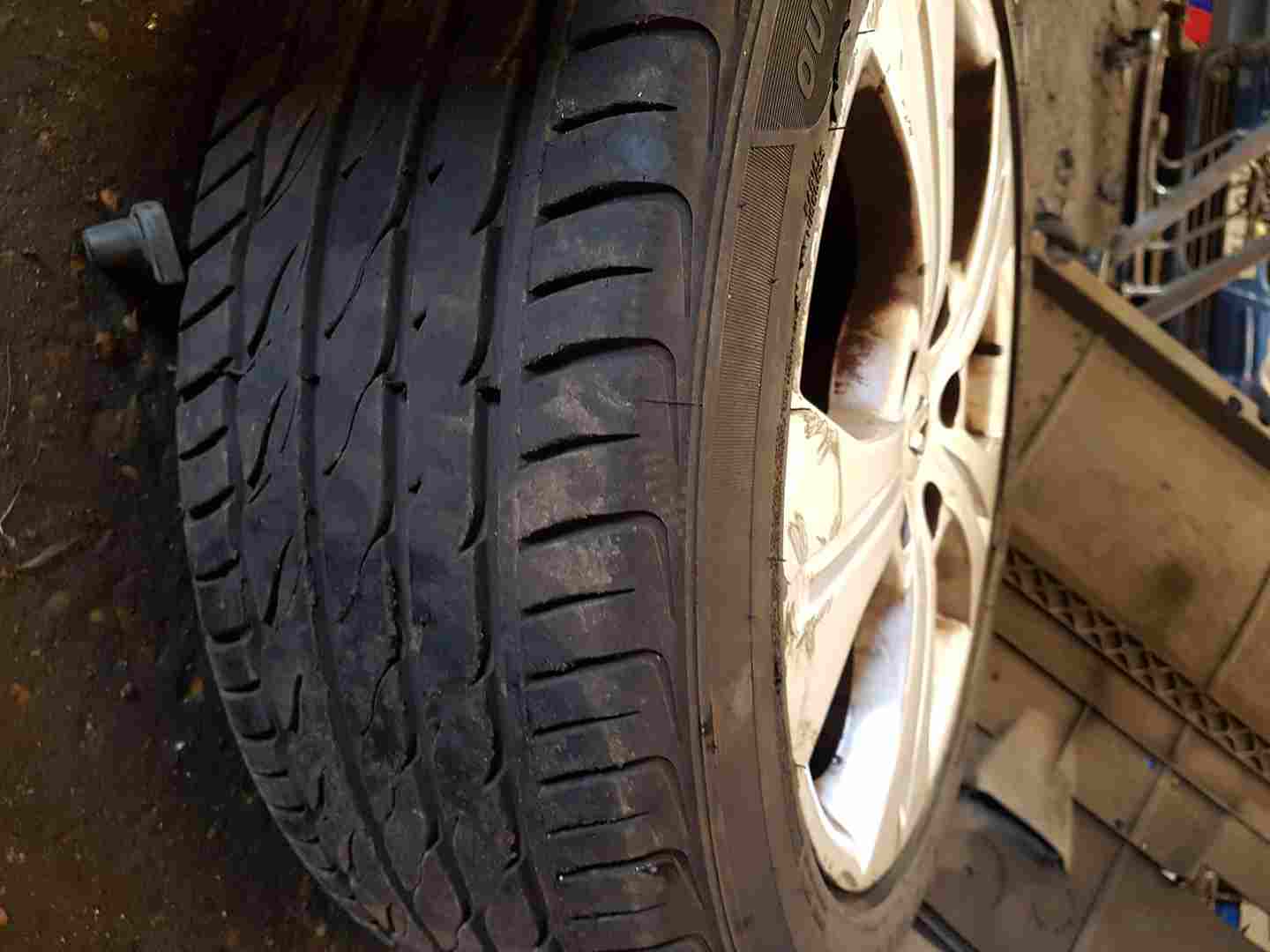 Thumb 5 Renault Scenic MK3 2009-2013 Alloy Wheel  205 55 17 Inch 403000051R 3/5 