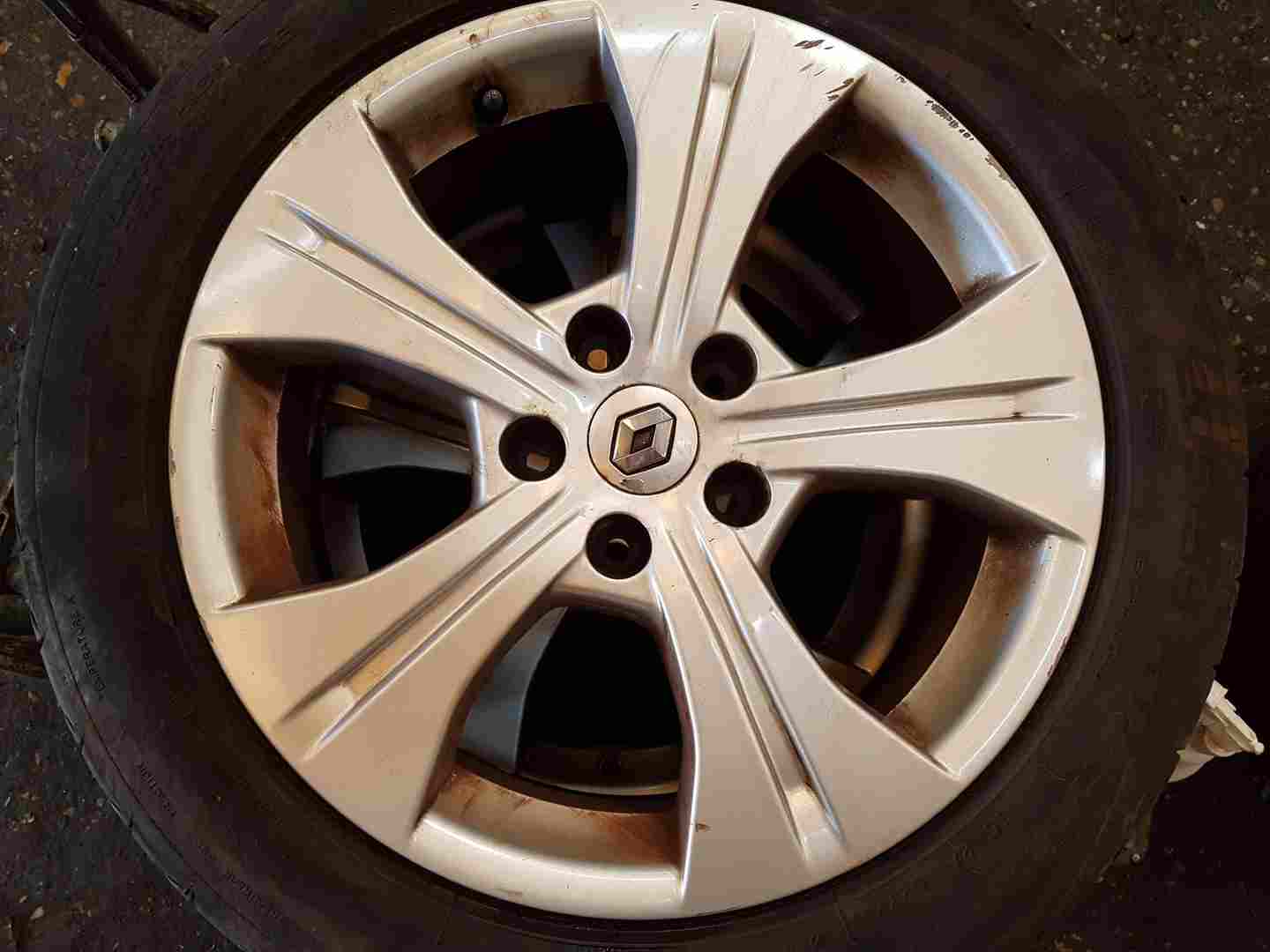 Thumb 3 Renault Scenic MK3 2009-2013 Alloy Wheel  205 55 17 Inch 403000051R 4/5 