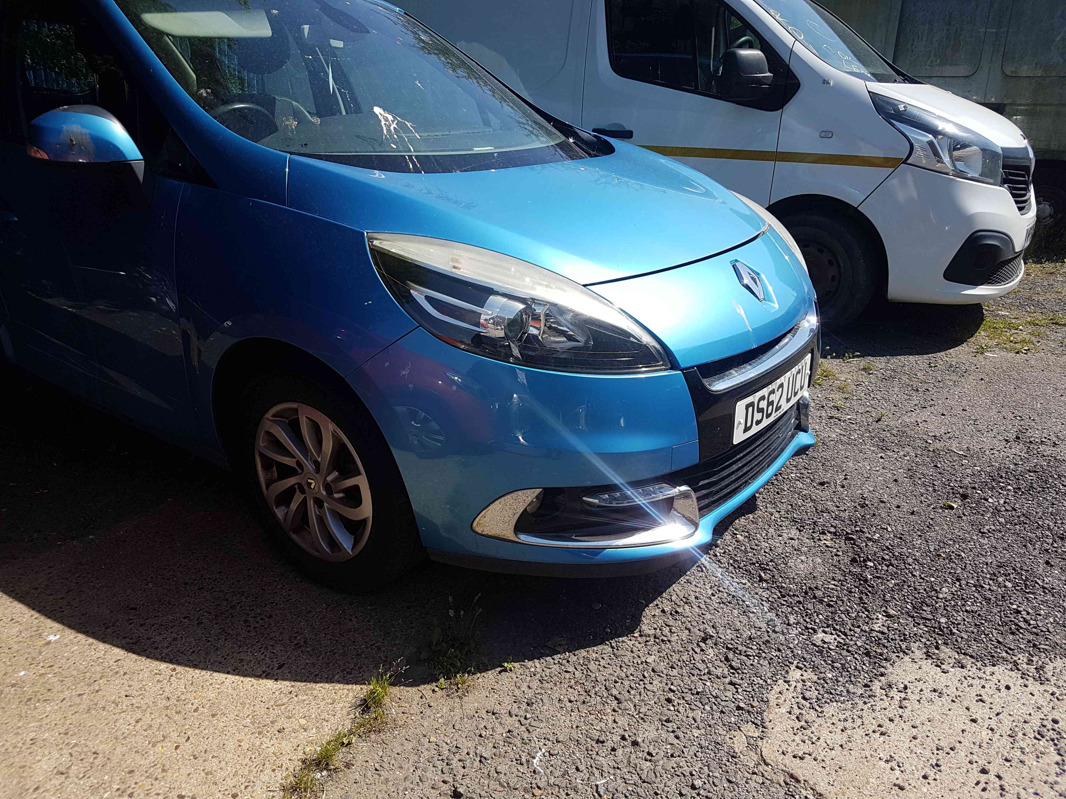 Thumb 3 Renault Scenic MK3 2009-2013 Blue Terpb Front END Lights Bonnet Wings Bumper