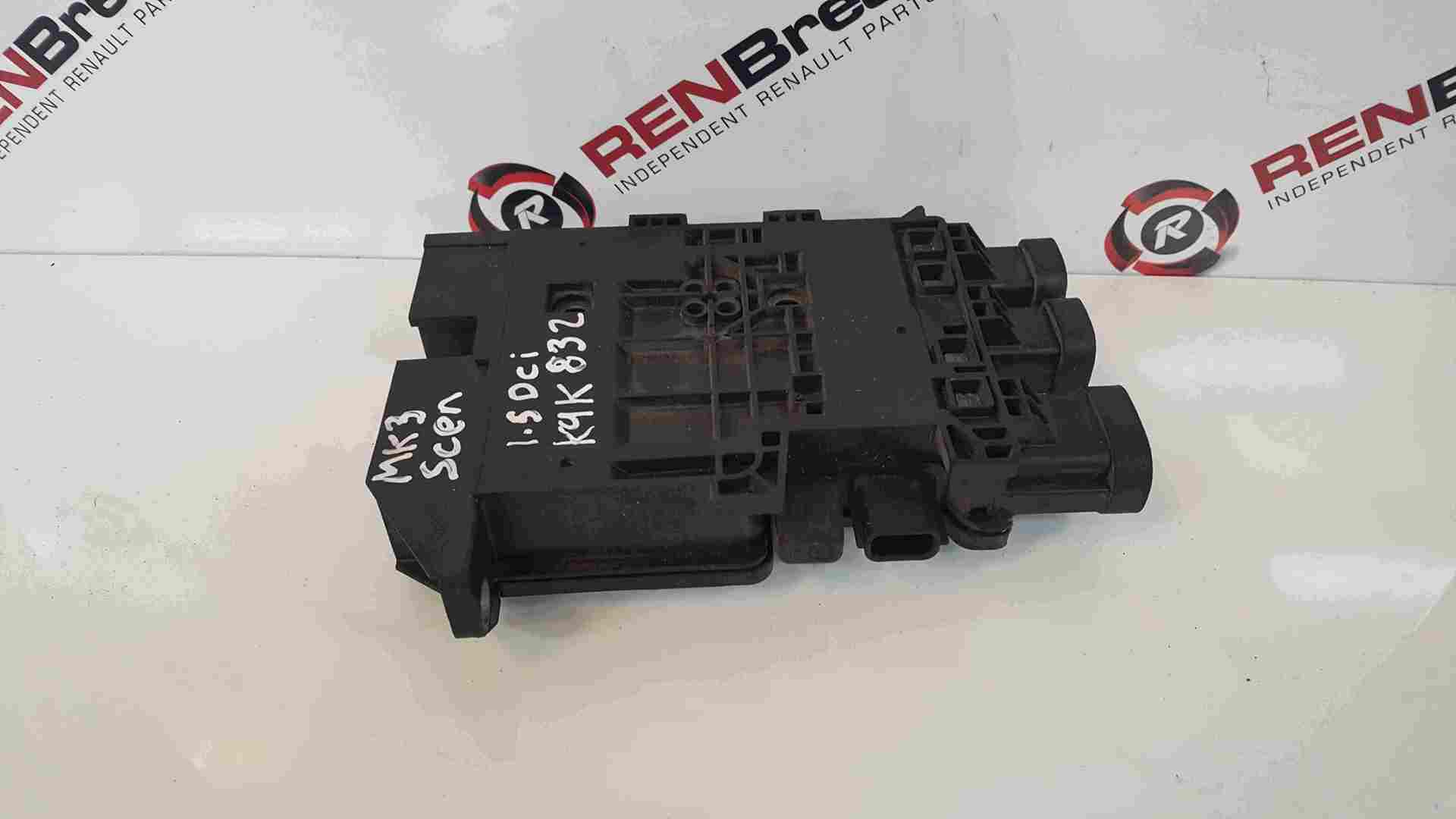 Renault Scenic MK3 2009-2013 Diesel Heater Fuel Module Control Unit 243800014R