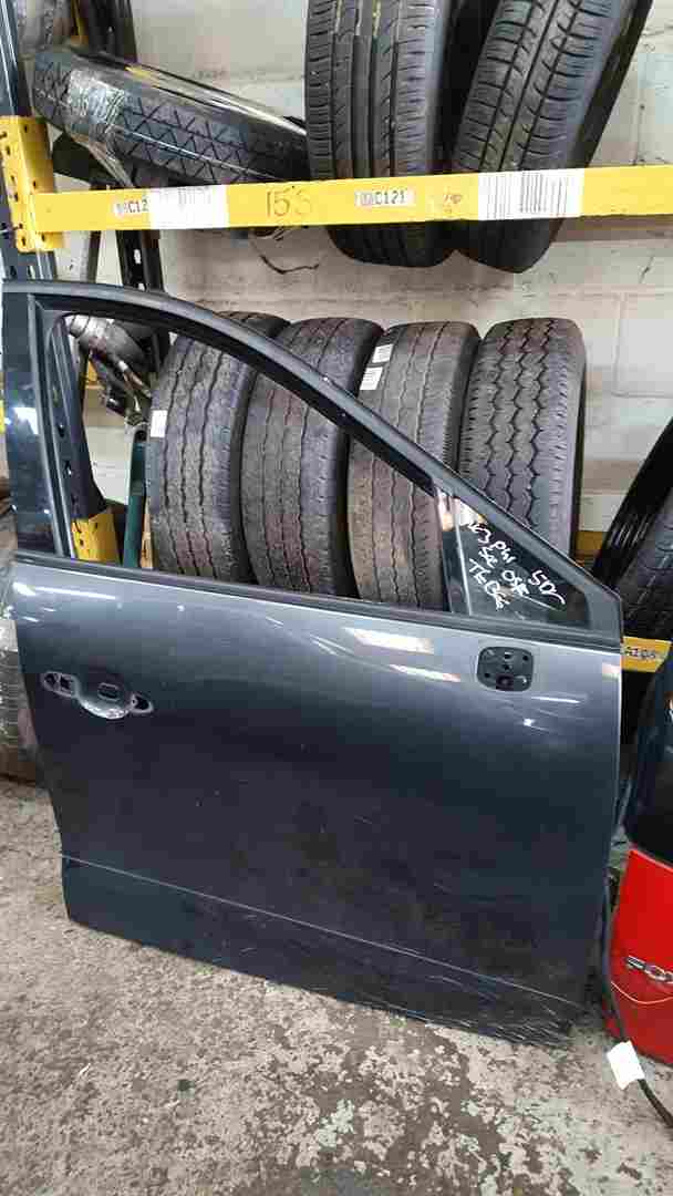 Renault Scenic MK3 2009-2013 Drivers OSF Front Door Grey Teb66