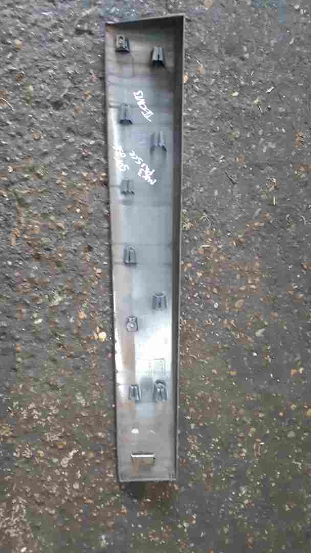 Thumb 3 Renault Scenic MK3 2009-2013 Drivers OSF Front Door Moulding Trim Brown Tecnb