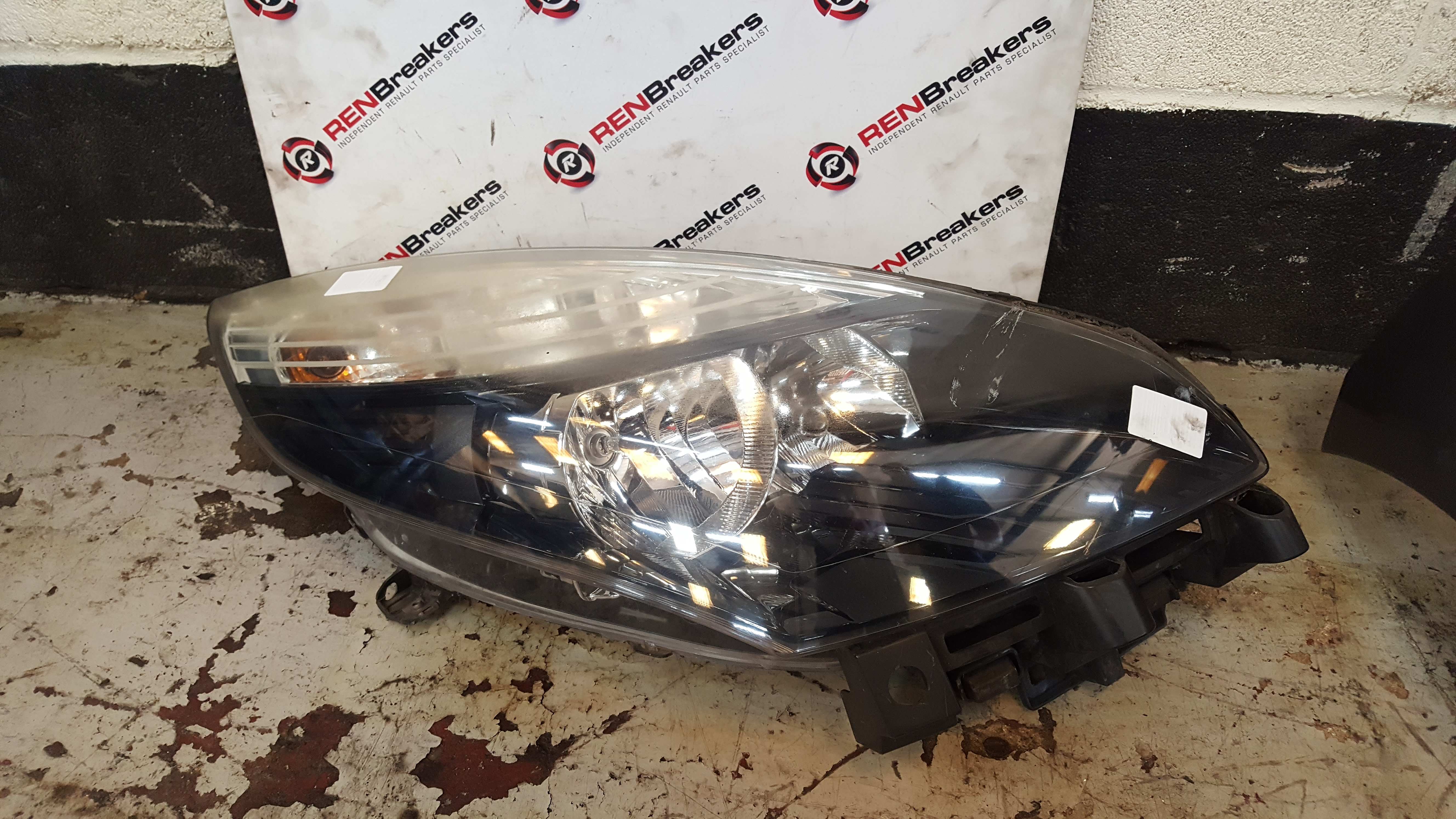 Renault Scenic MK3 2009-2013 Drivers OSF Front Headlight 260100024R Cloudy