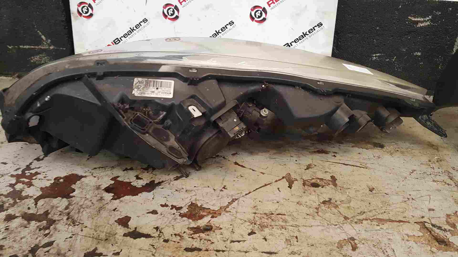 Thumb 7 Renault Scenic MK3 2009-2013 Drivers OSF Front Headlight 260100024R Cloudy