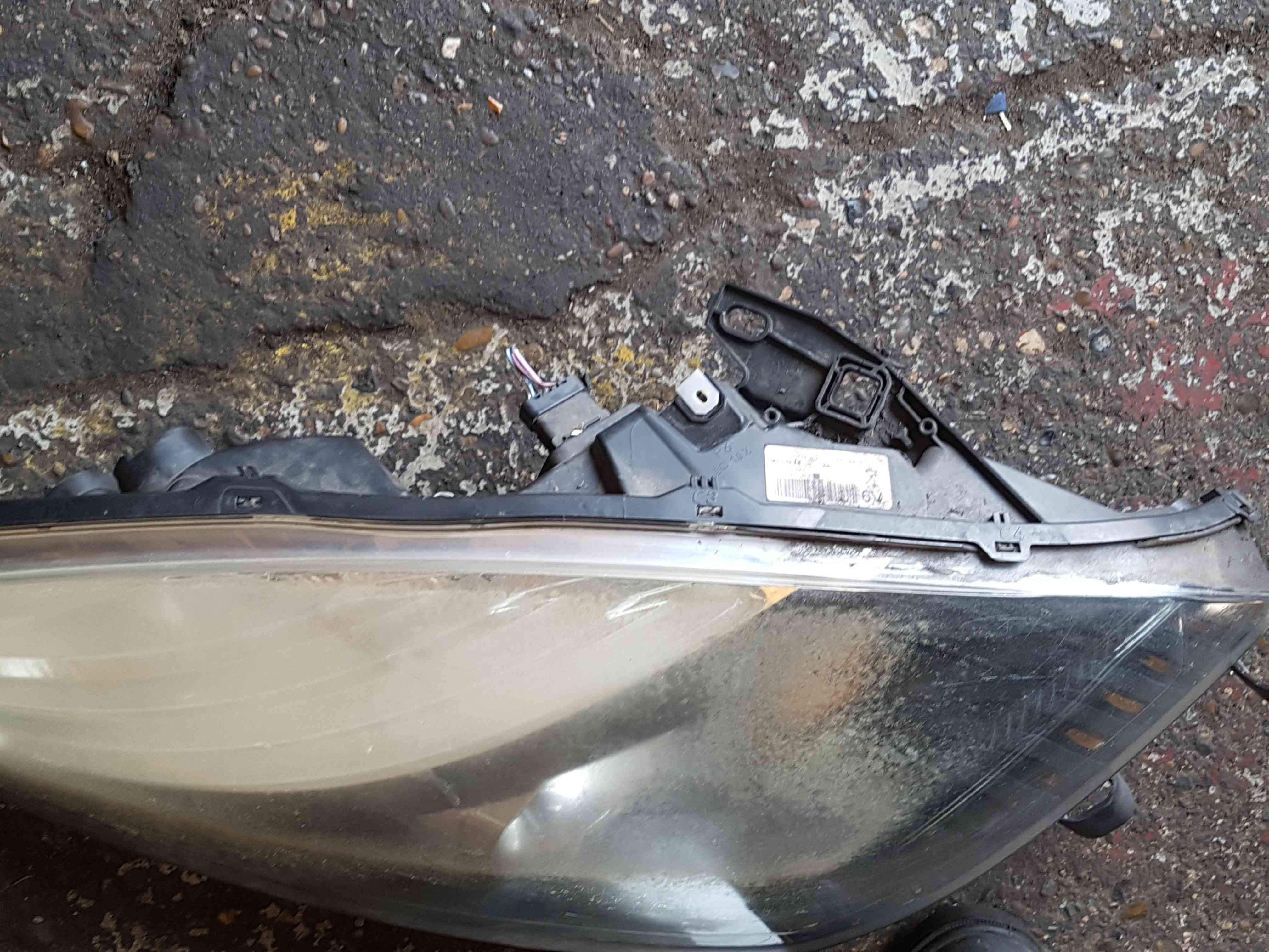 Thumb 5 Renault Scenic MK3 2009-2013 Drivers OSF Front Headlight Cloudy 260100024R