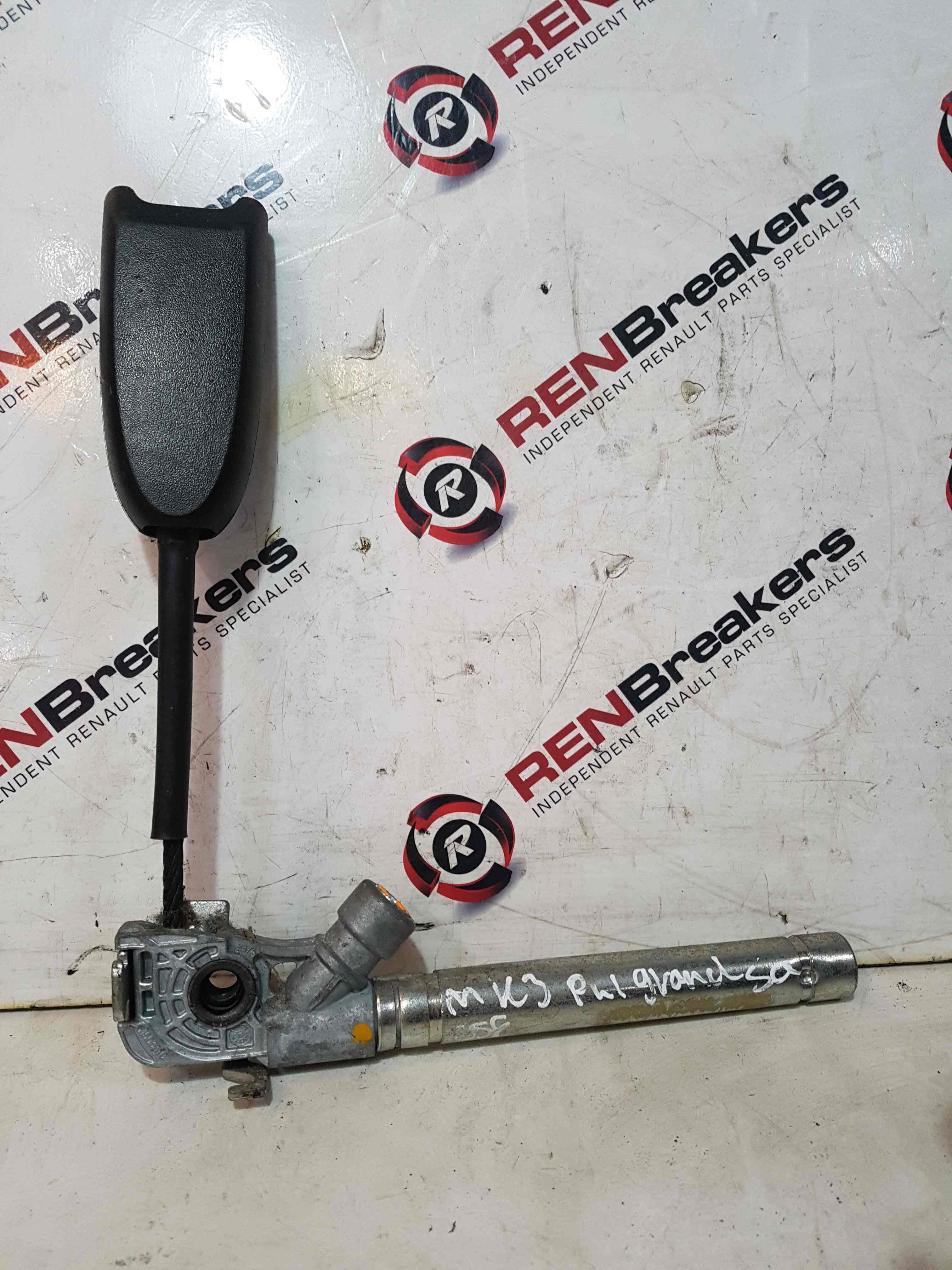 Thumb 2 Renault Scenic MK3 2009-2013 Drivers OSF Front PRE Tensioner Buckle