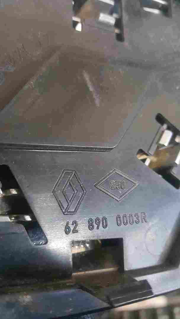 Thumb 2 Renault Scenic MK3 2009-2013 Front Bumper Badge 628900003R