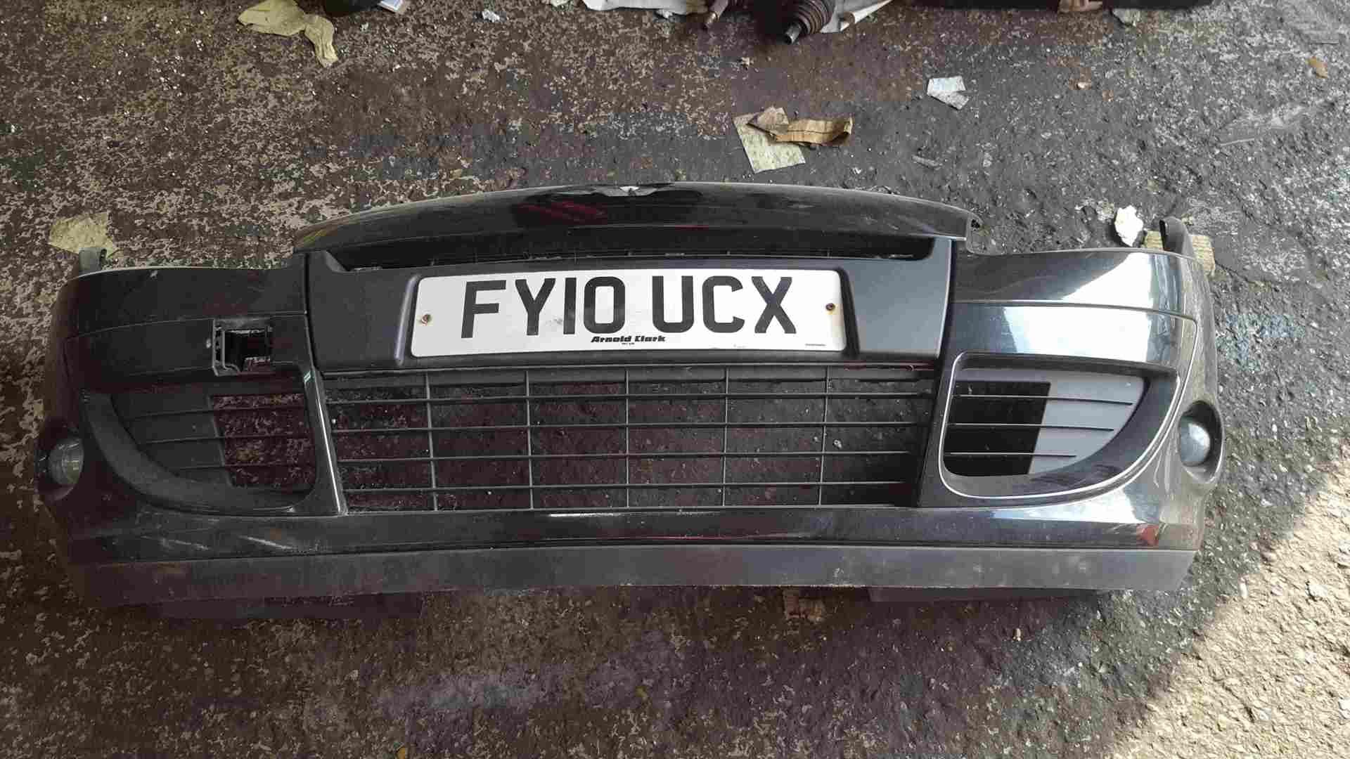 Thumb 3 Renault Scenic MK3 2009-2013 Front Bumper Black 676